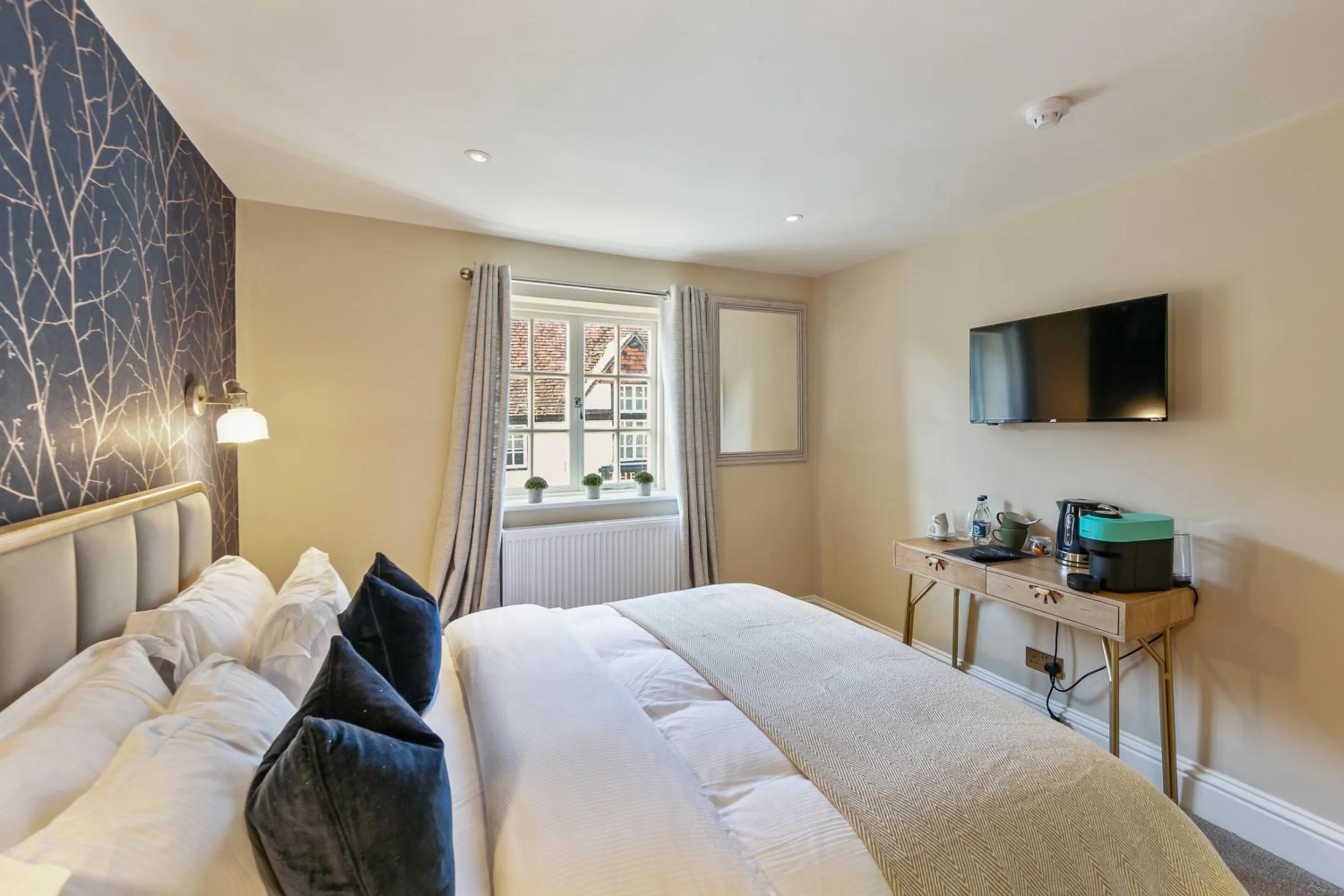 Bedroom in The Royal