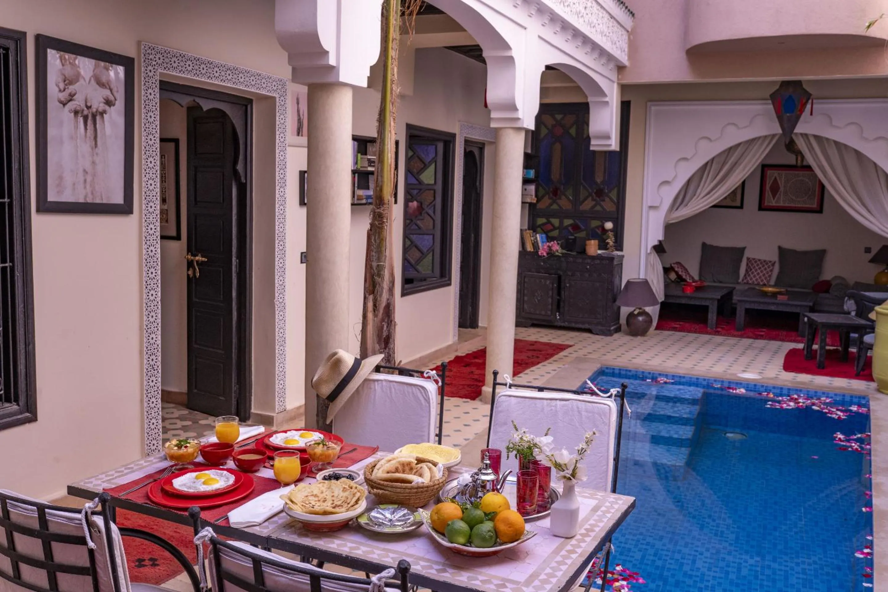 Swimming pool in Riad Tala