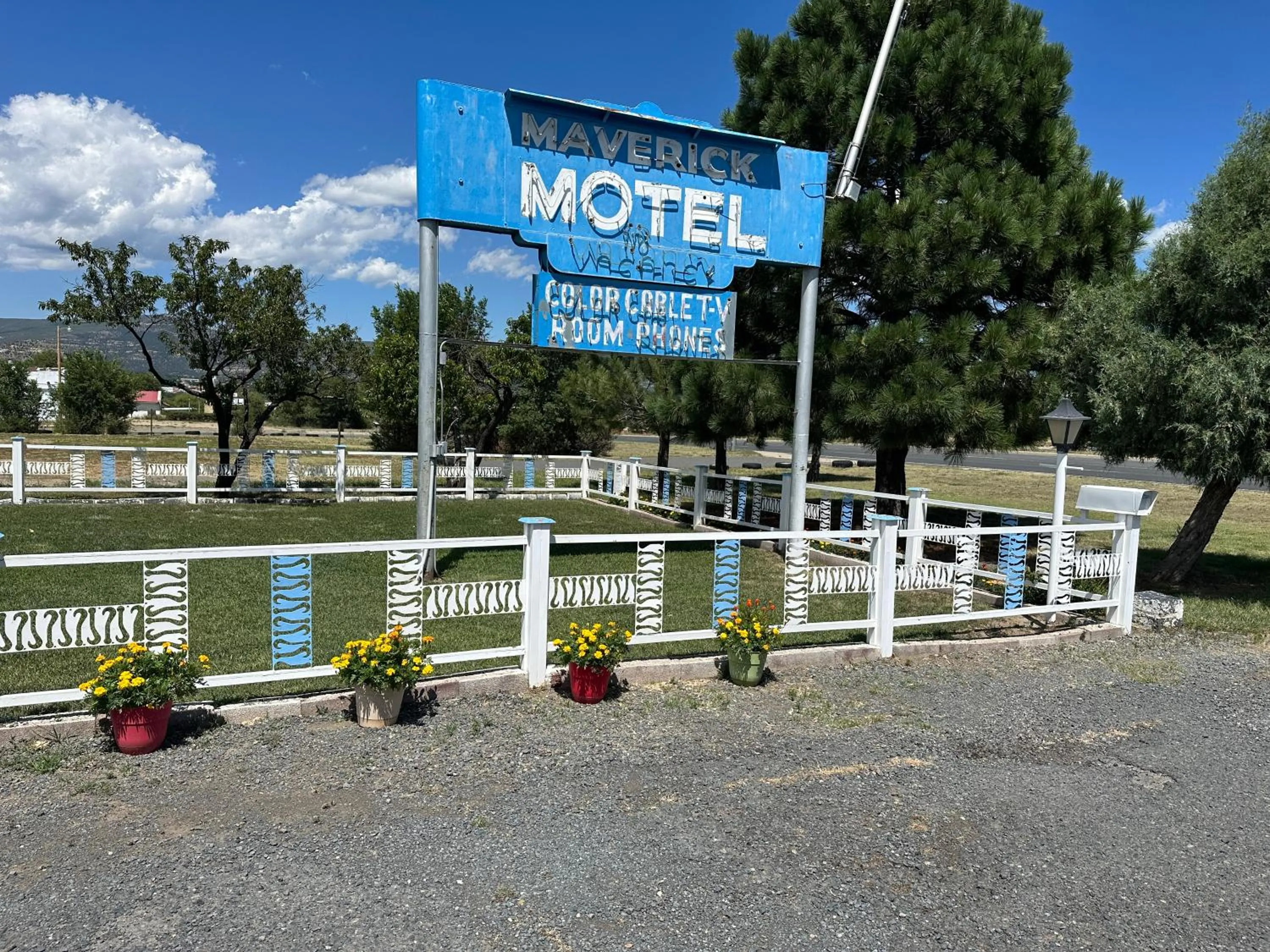 Property logo or sign in Maverick Motel