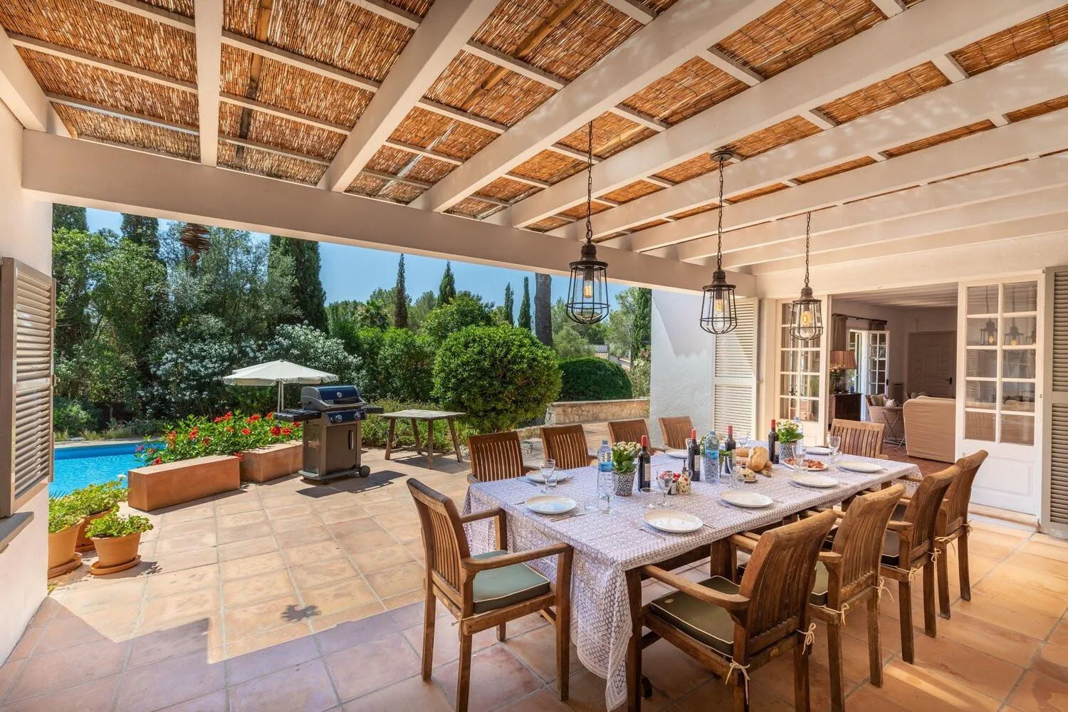 Patio in Owl Booking Villa Bella Fonte - Luxury Retreat