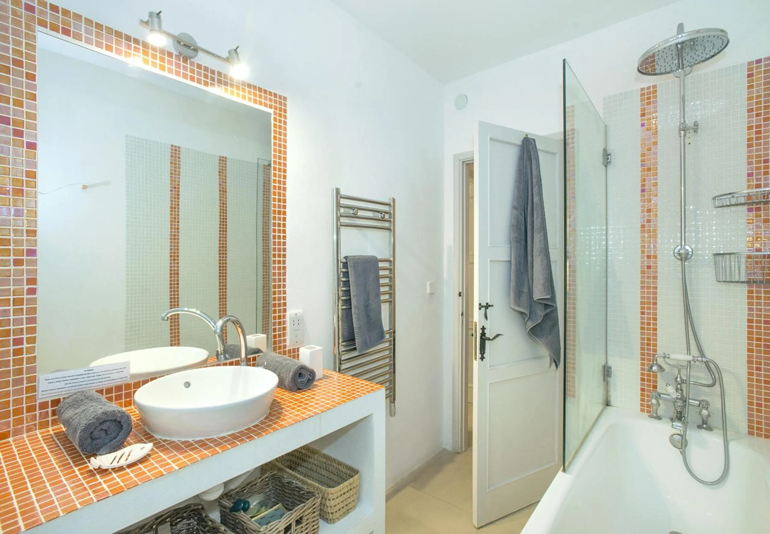 Shower in Owl Booking Villa Bella Fonte - Luxury Retreat