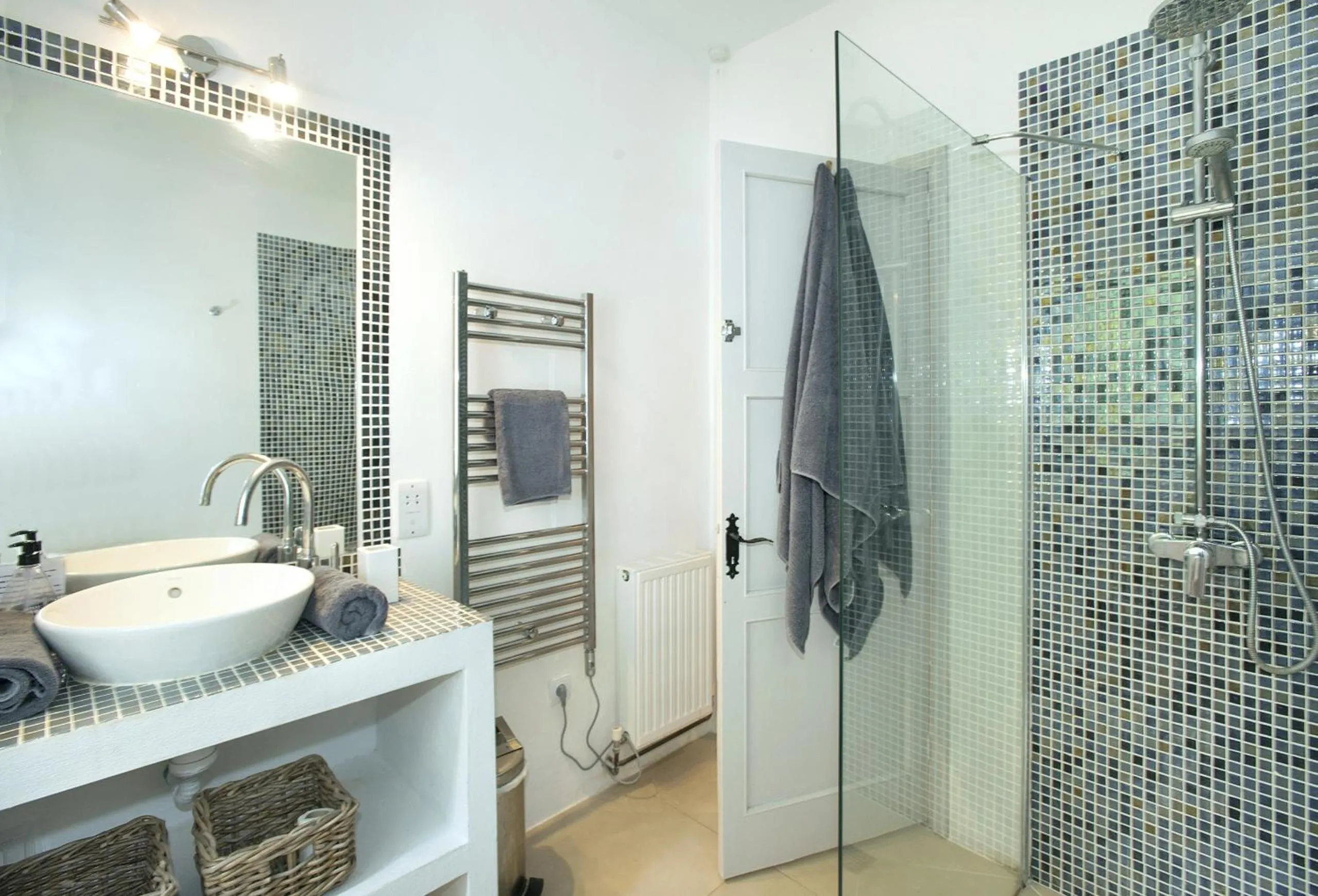 Shower in Owl Booking Villa Bella Fonte - Luxury Retreat