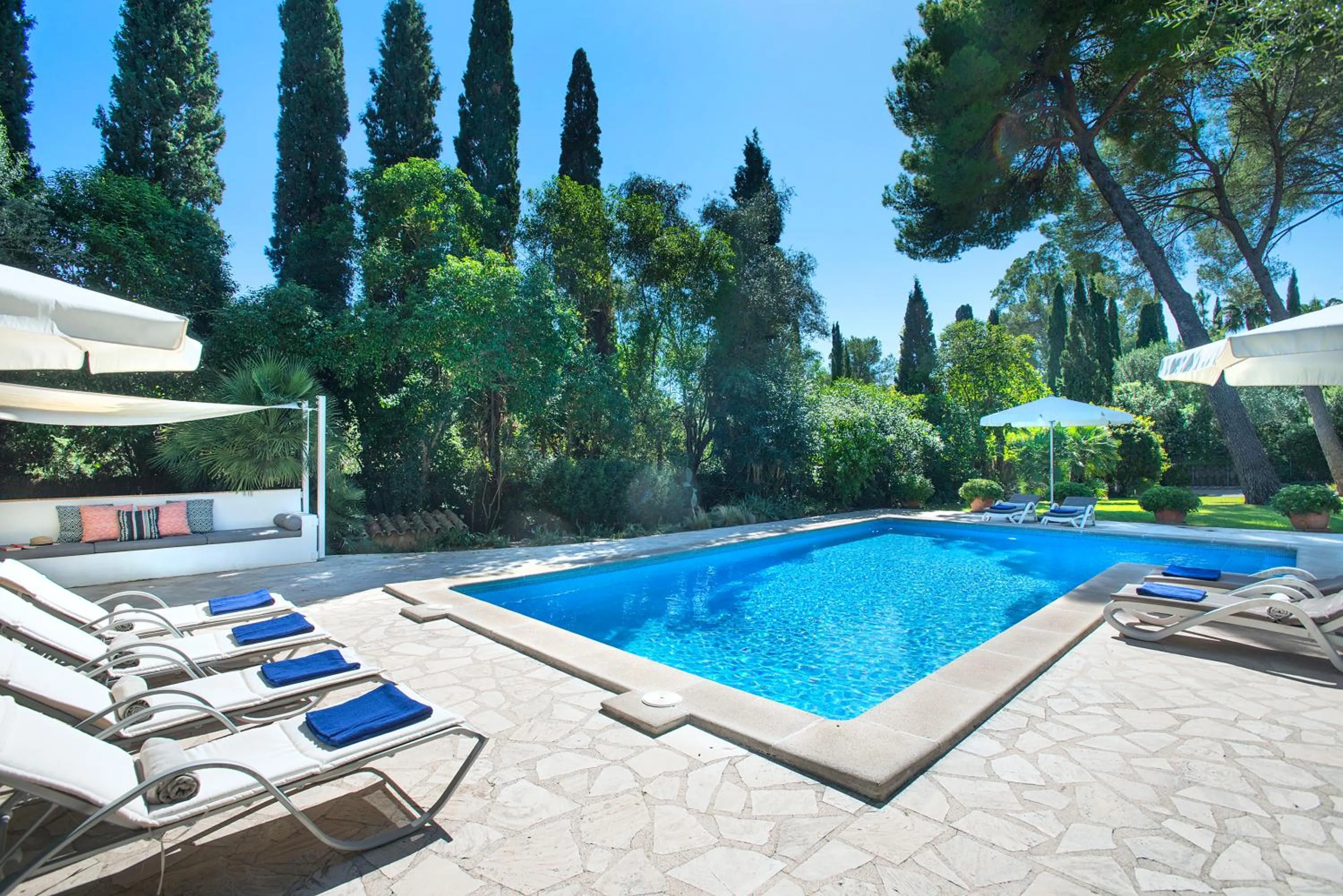 Off site in Owl Booking Villa Bella Fonte - Luxury Retreat