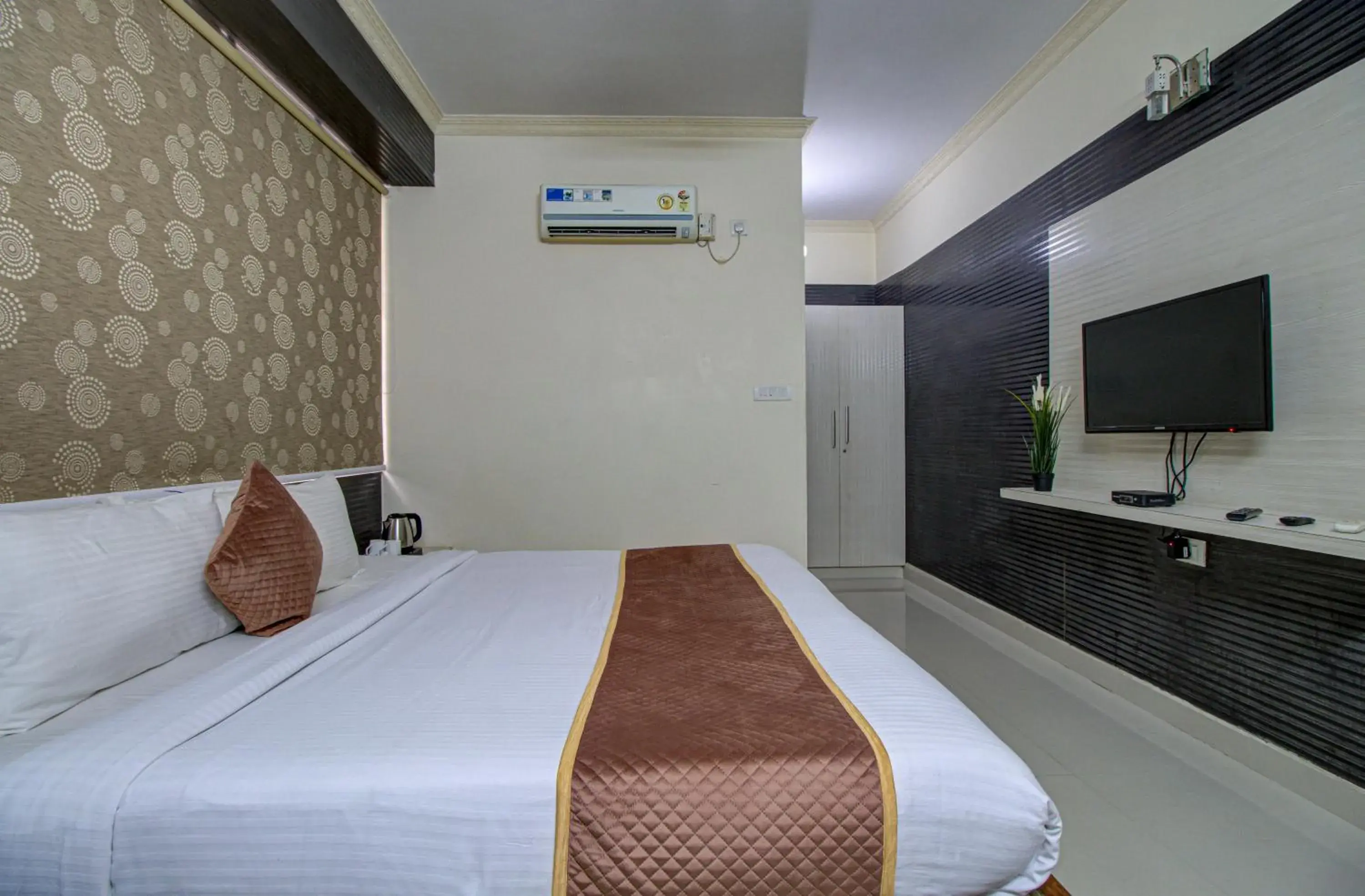 Bed in Hotel Royal Classio, Bangalore Bed in Hotel Royal Classio, Bangalore