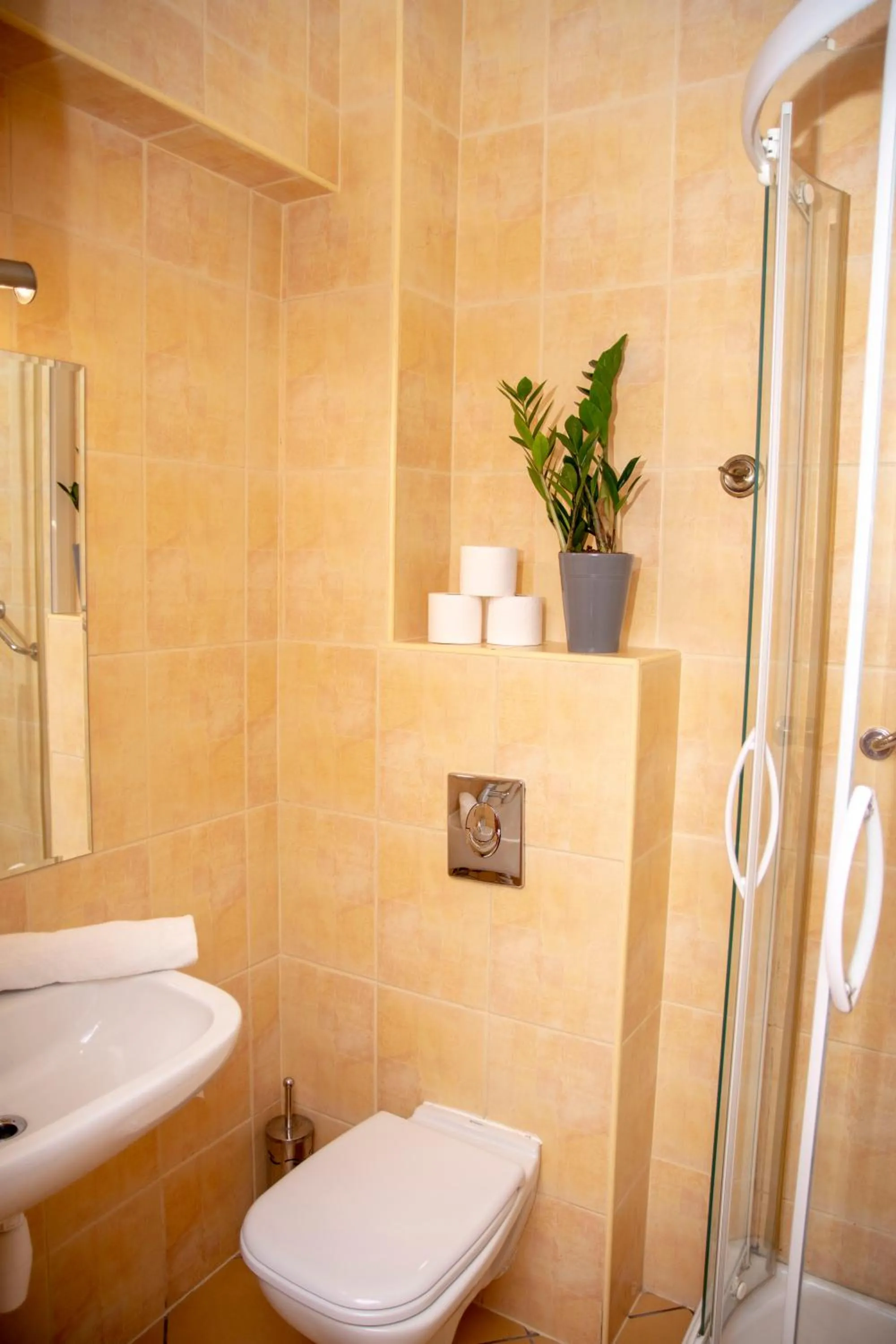 Weranda Rooms