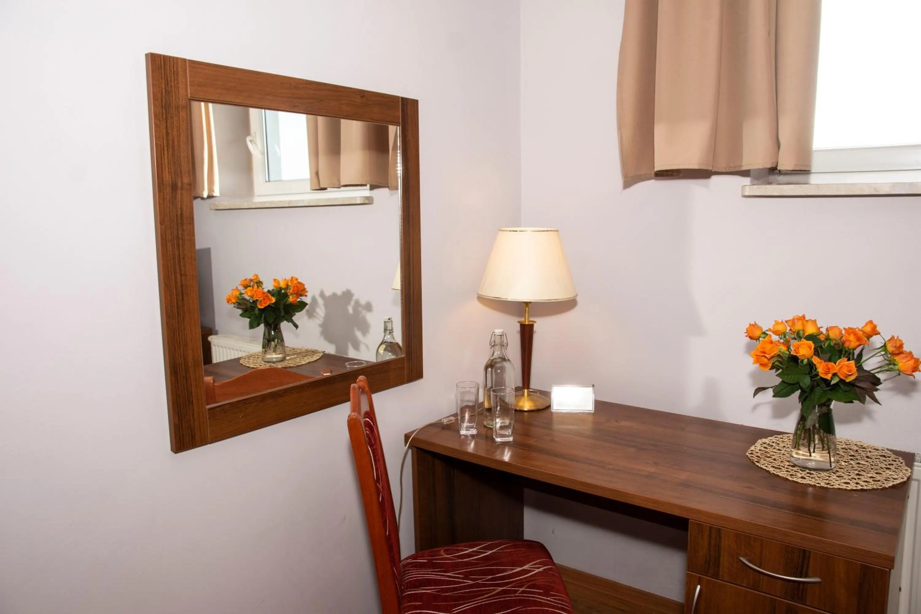 Weranda Rooms
