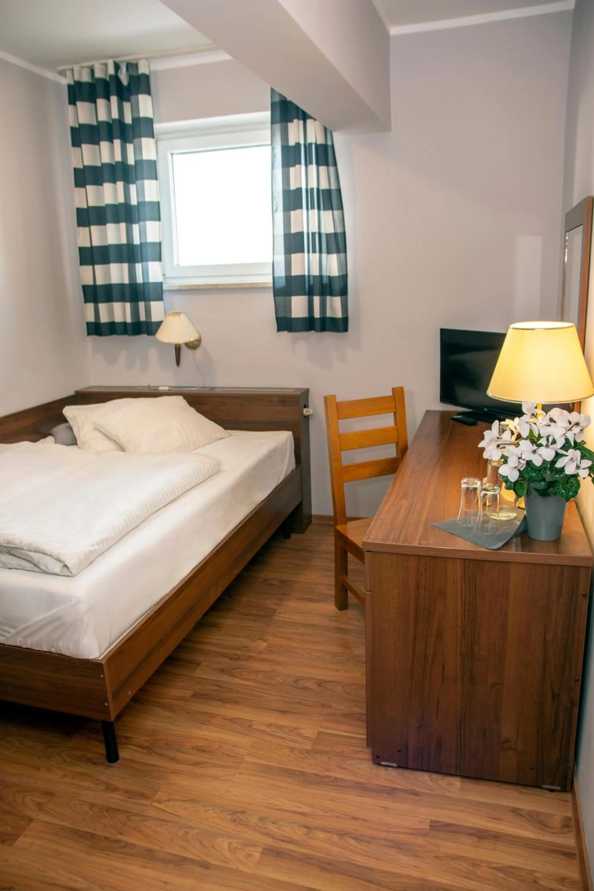 Weranda Rooms