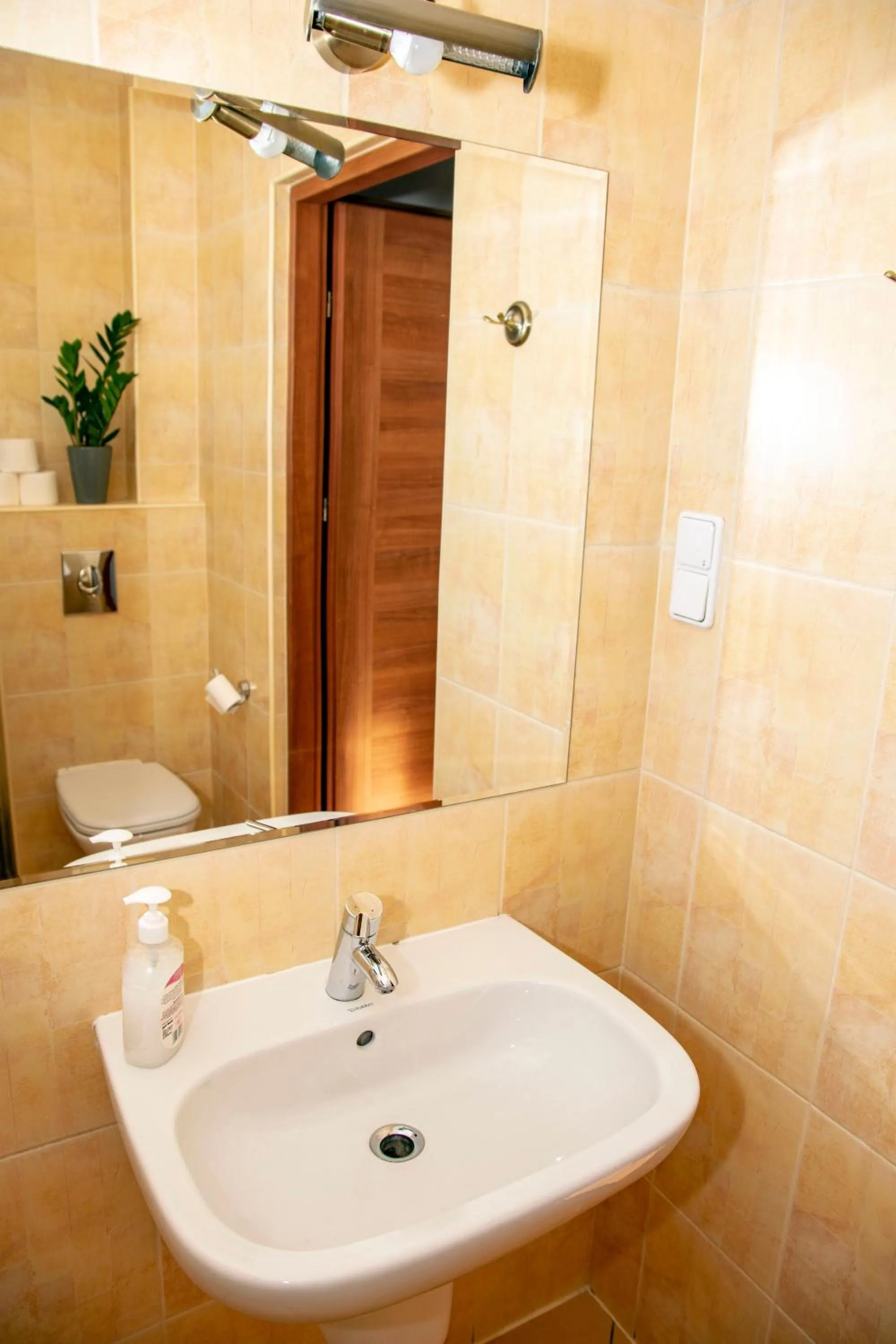 Weranda Rooms