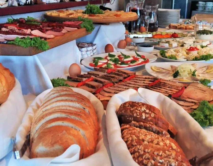 Breakfast in Weranda Rooms