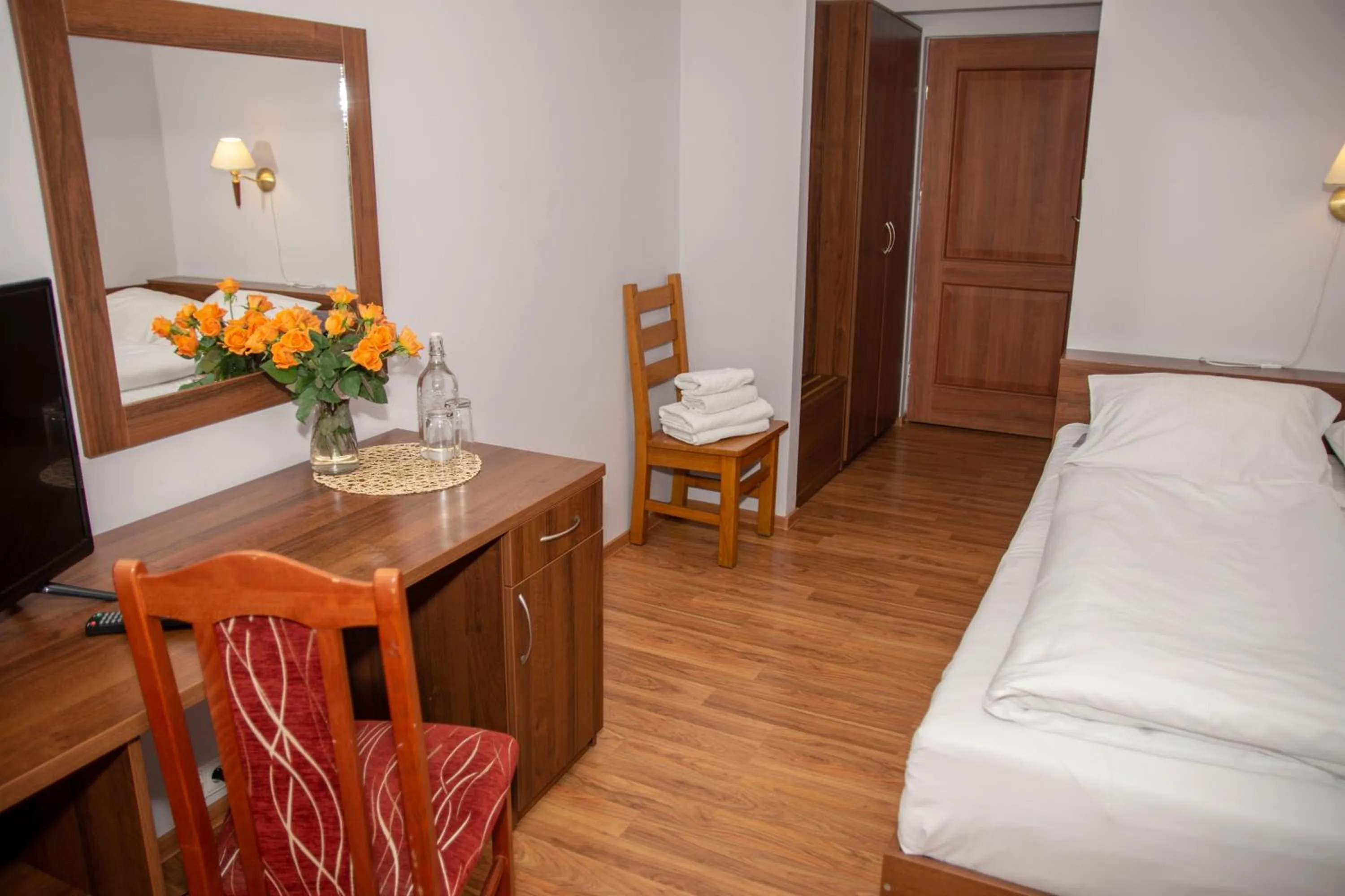 Weranda Rooms