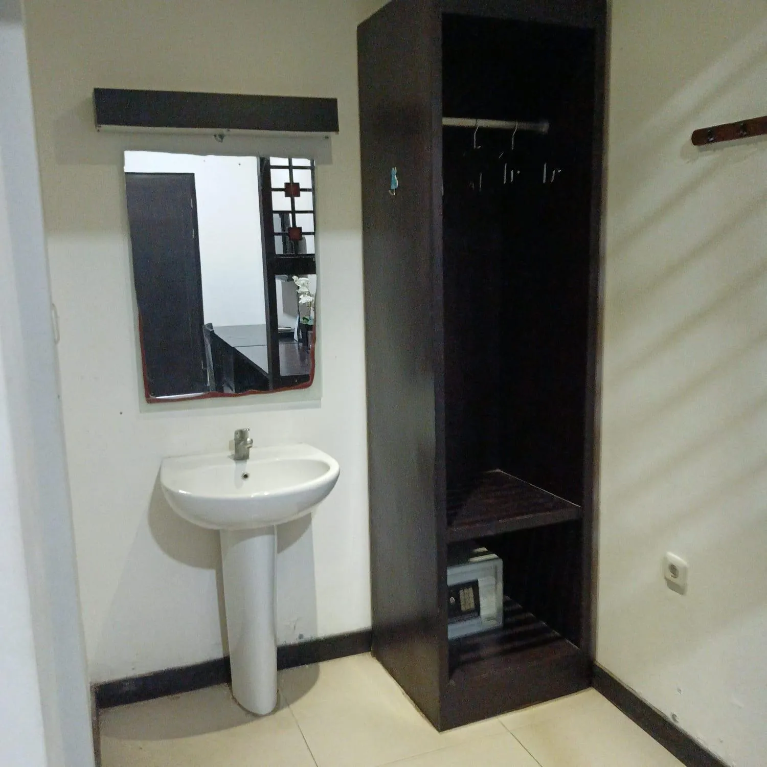 wardrobe, Bathroom in Ozz Hotel Kuta Bali
