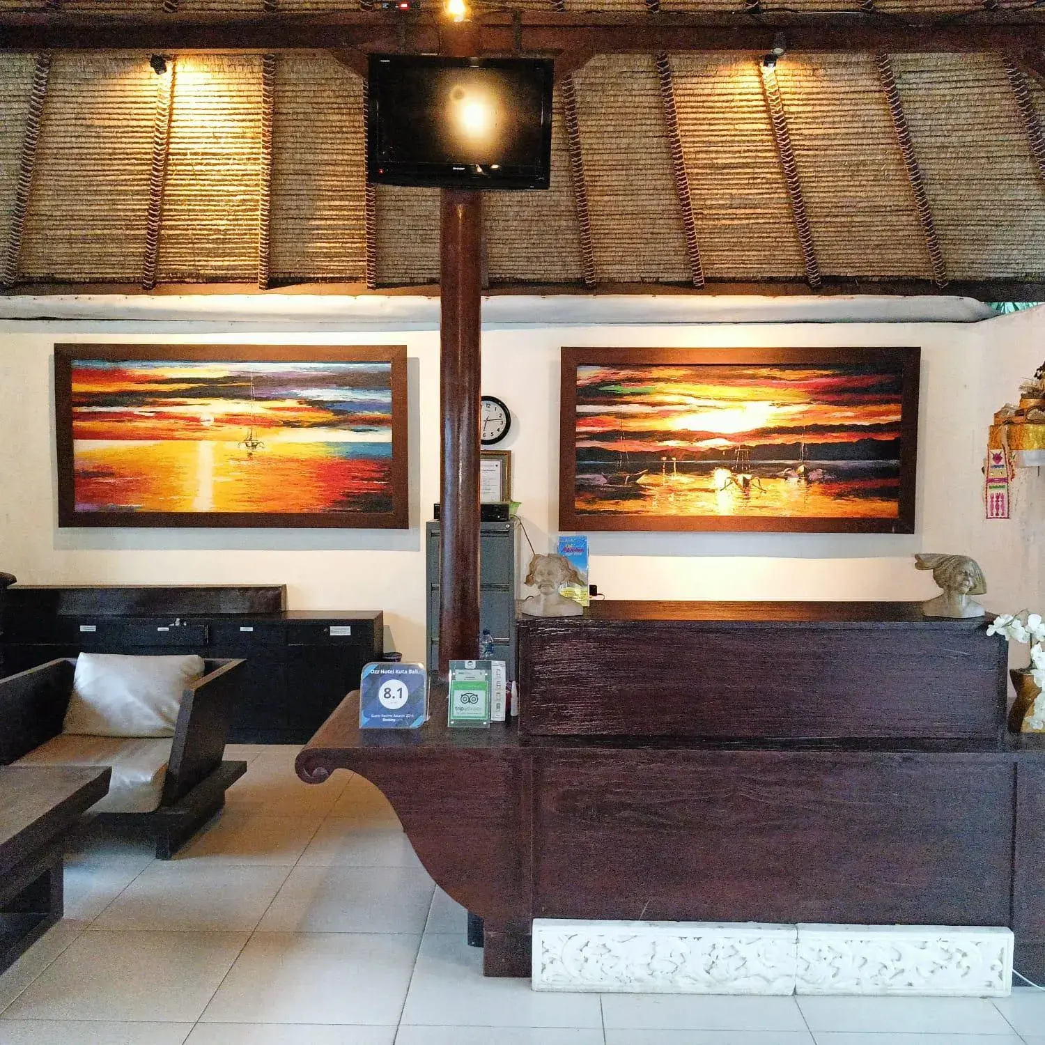 Lobby or reception in Ozz Hotel Kuta Bali