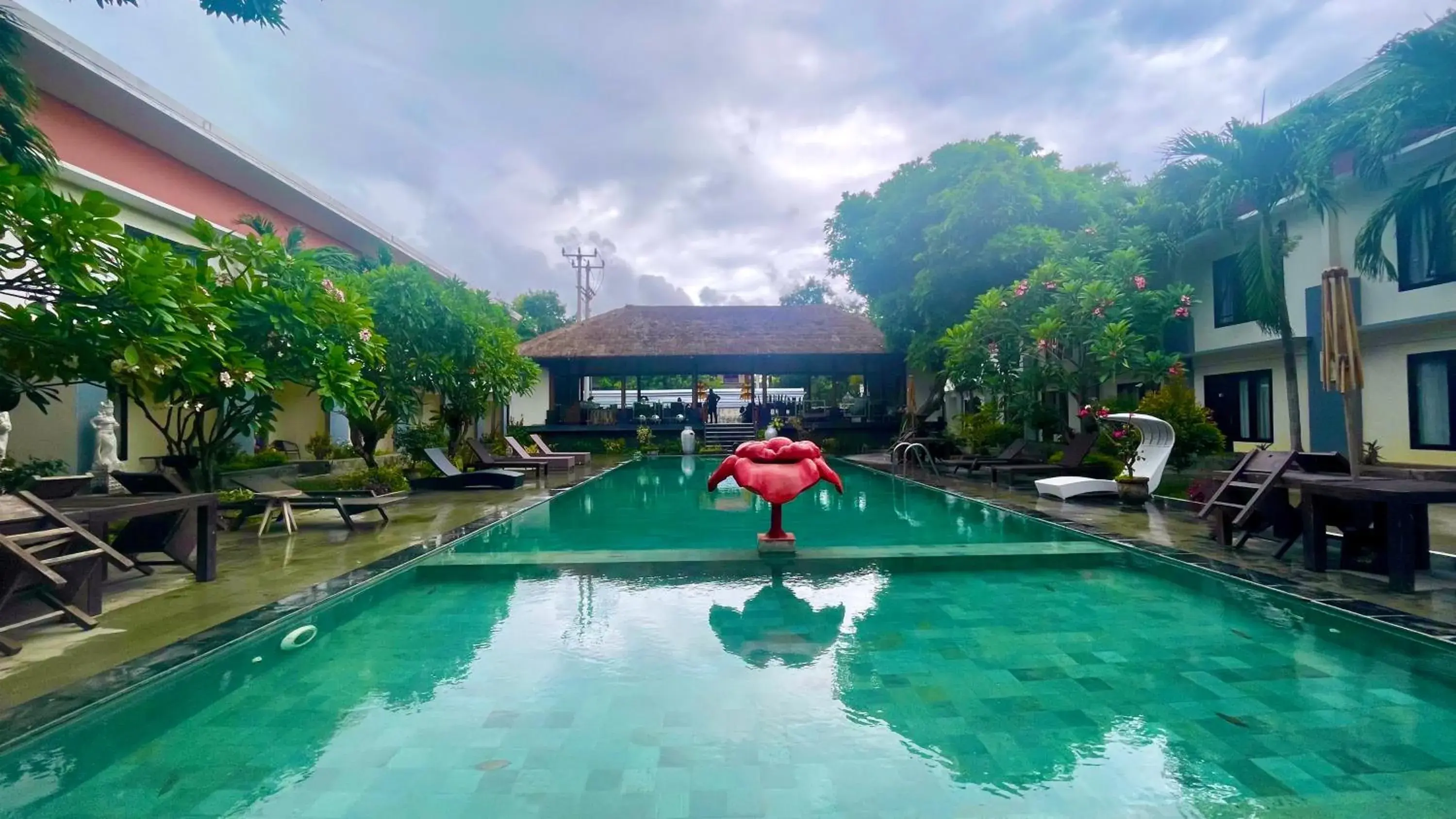 Swimming Pool in Ozz Hotel Kuta Bali