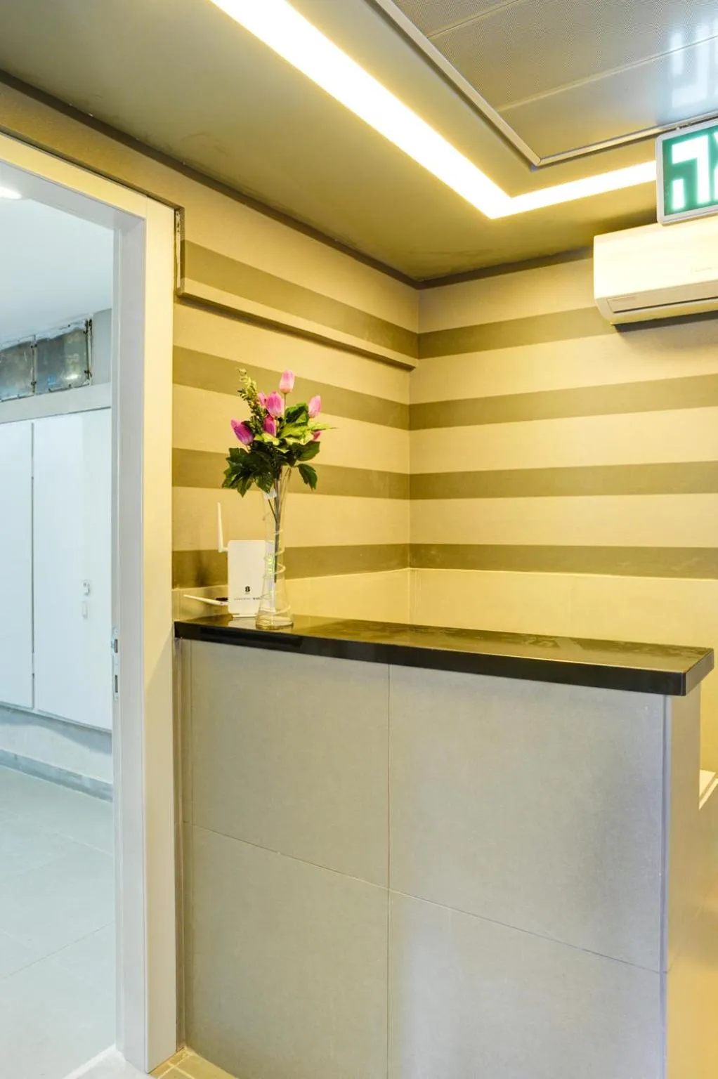 Lobby or reception in Dizengoff Inn Apartments