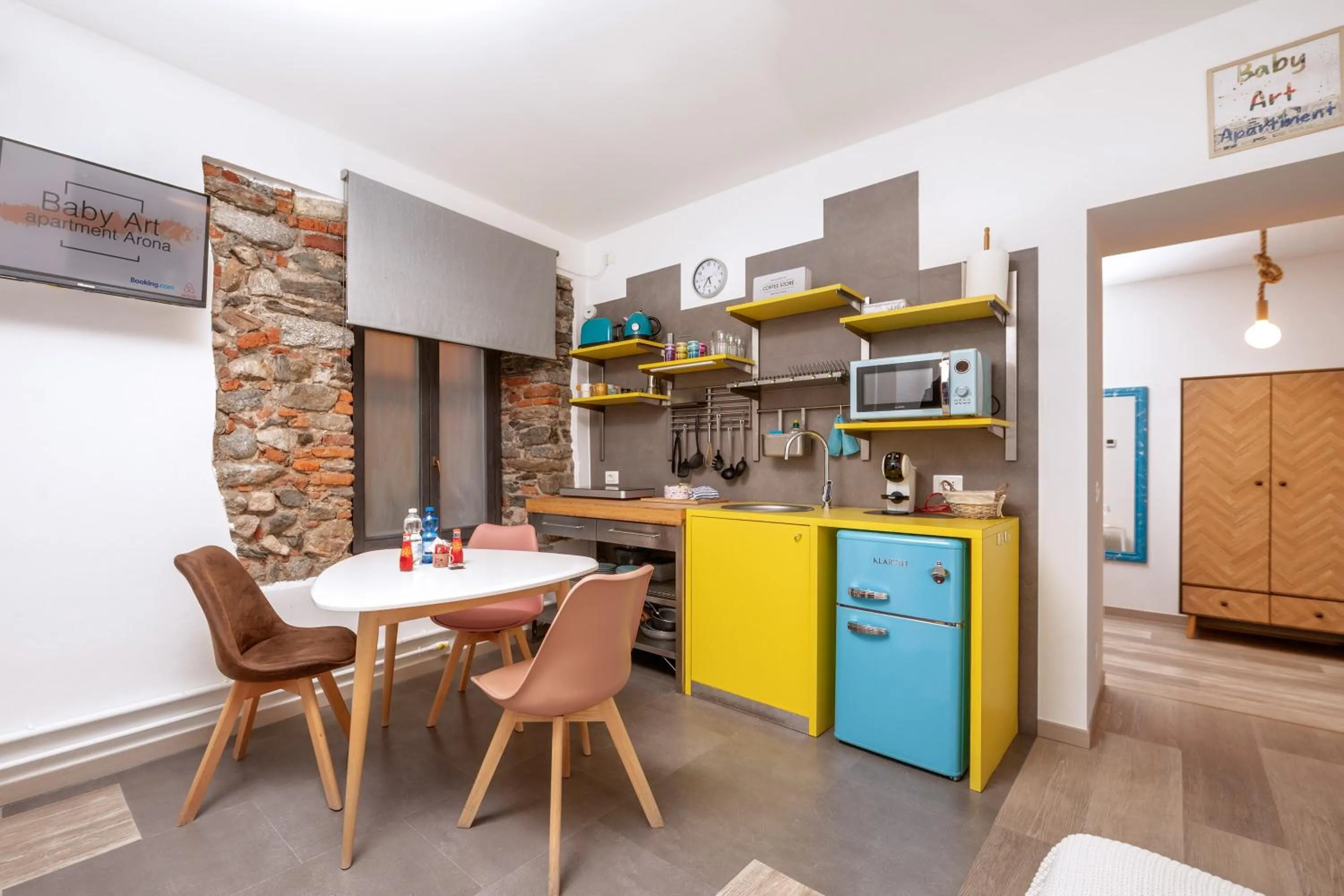 Baby Art Apartment