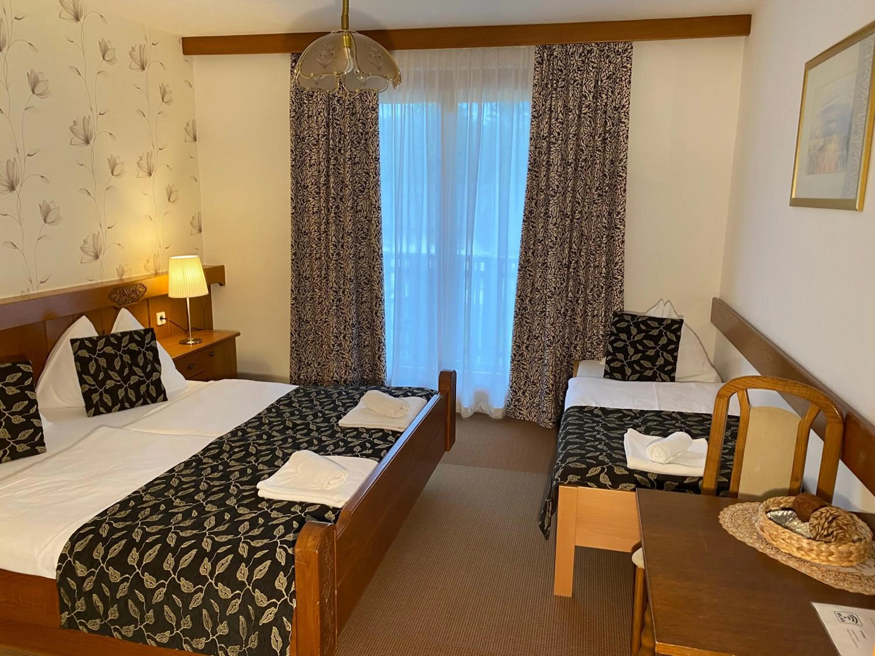 Photo of the whole room in Seelacherhof