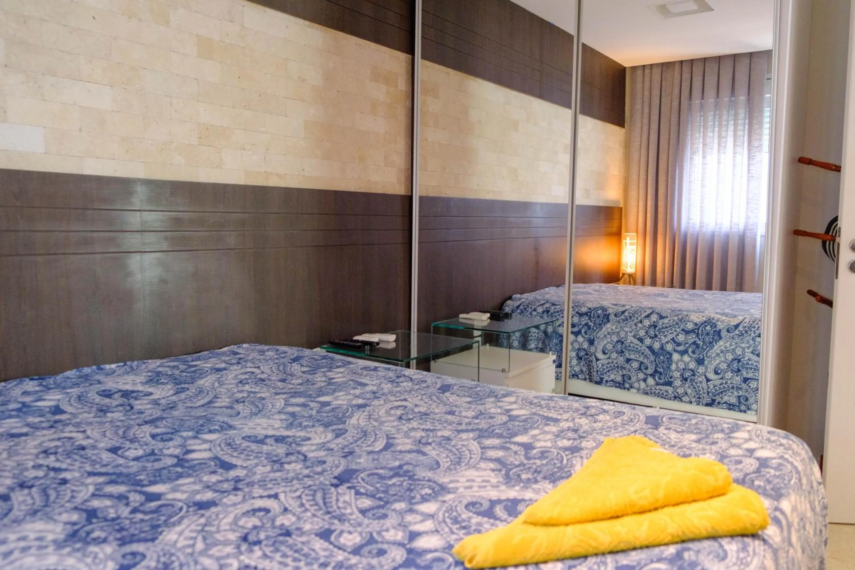 Bed in Luxury at the beach!Wi-Fi500Mpbs
