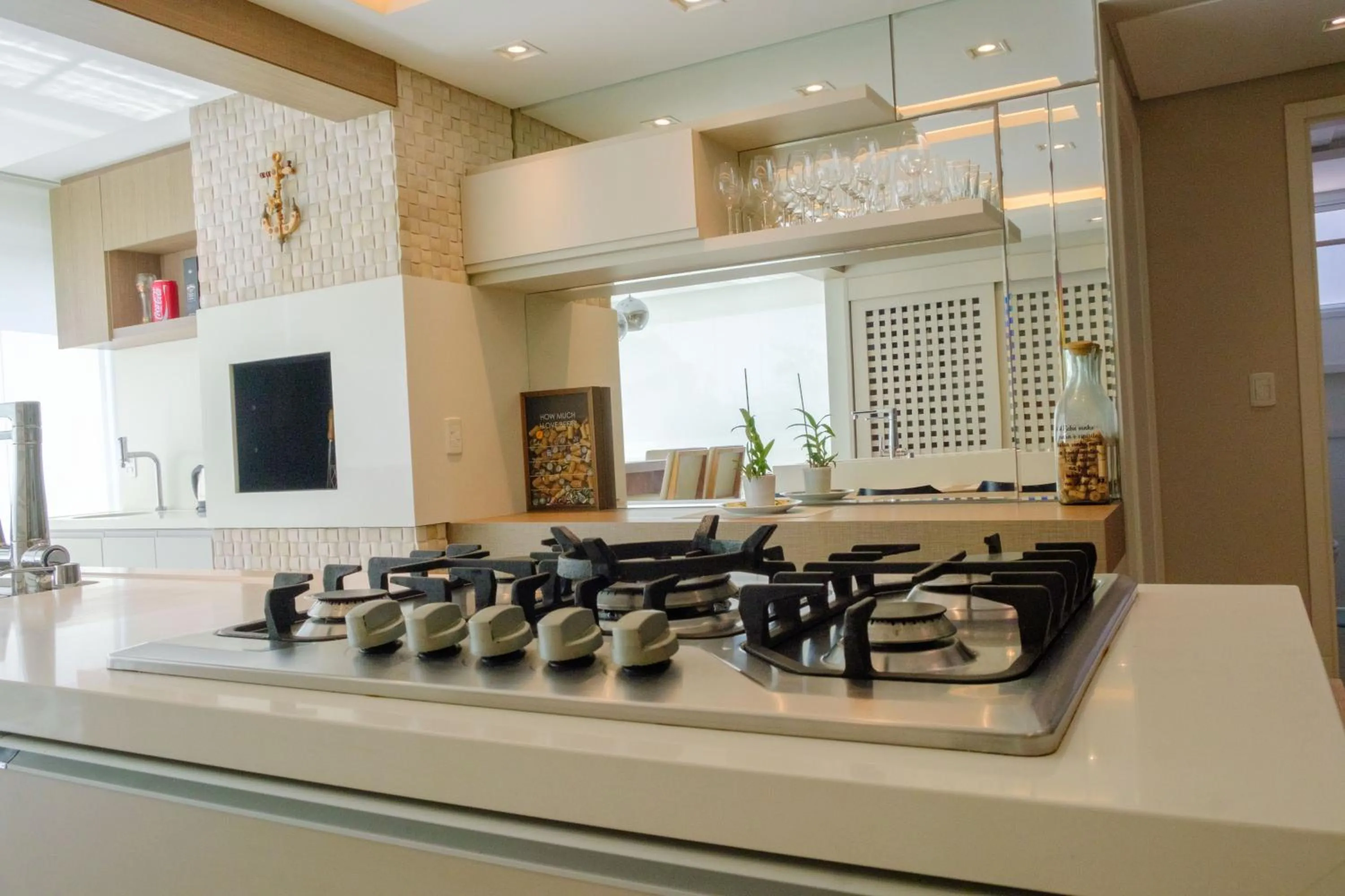 Luxury at the beach!Wi-Fi500Mpbs