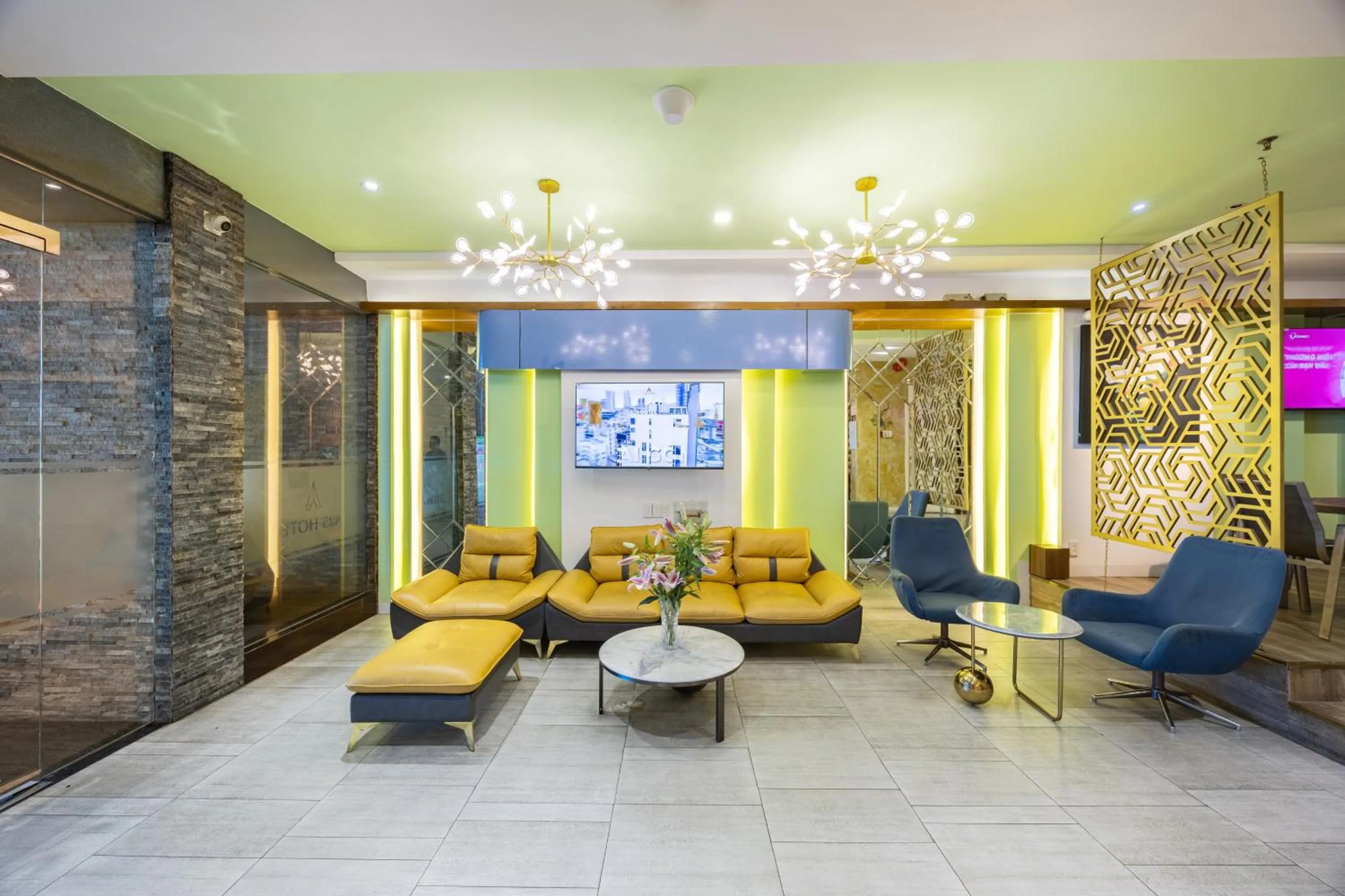 A25 Hotel - 142 Bùi Thị Xuân