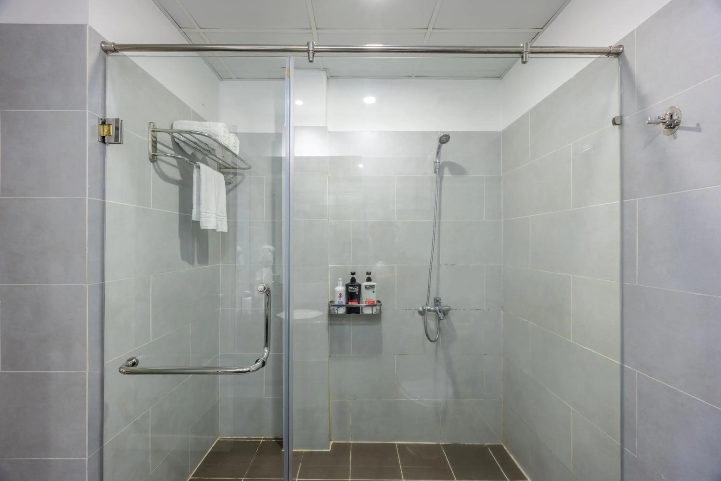 A25 Hotel - 142 Bùi Thị Xuân