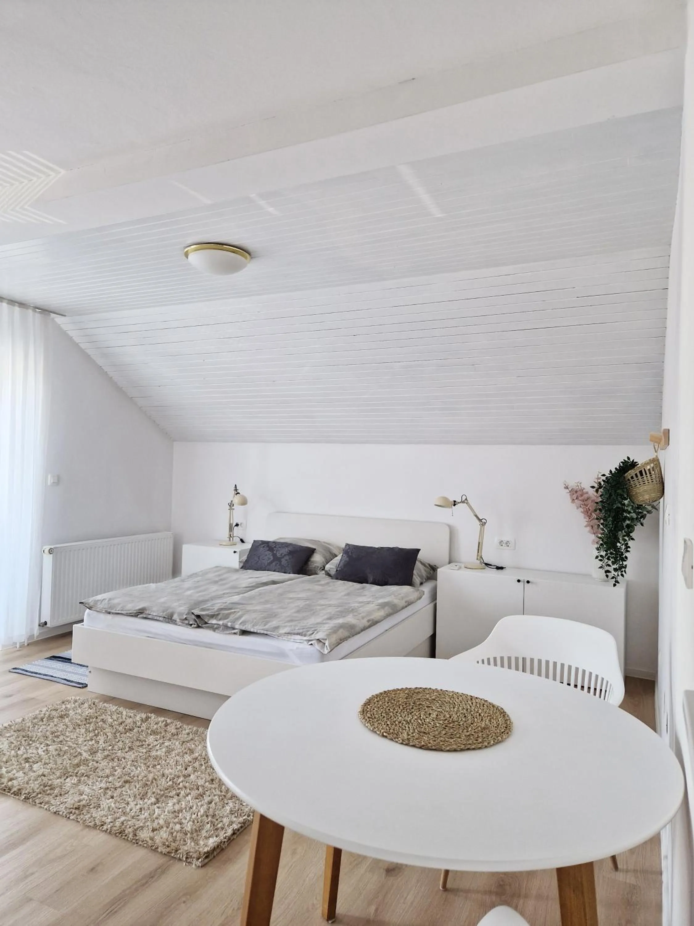 Bed in Apartments Bassanese