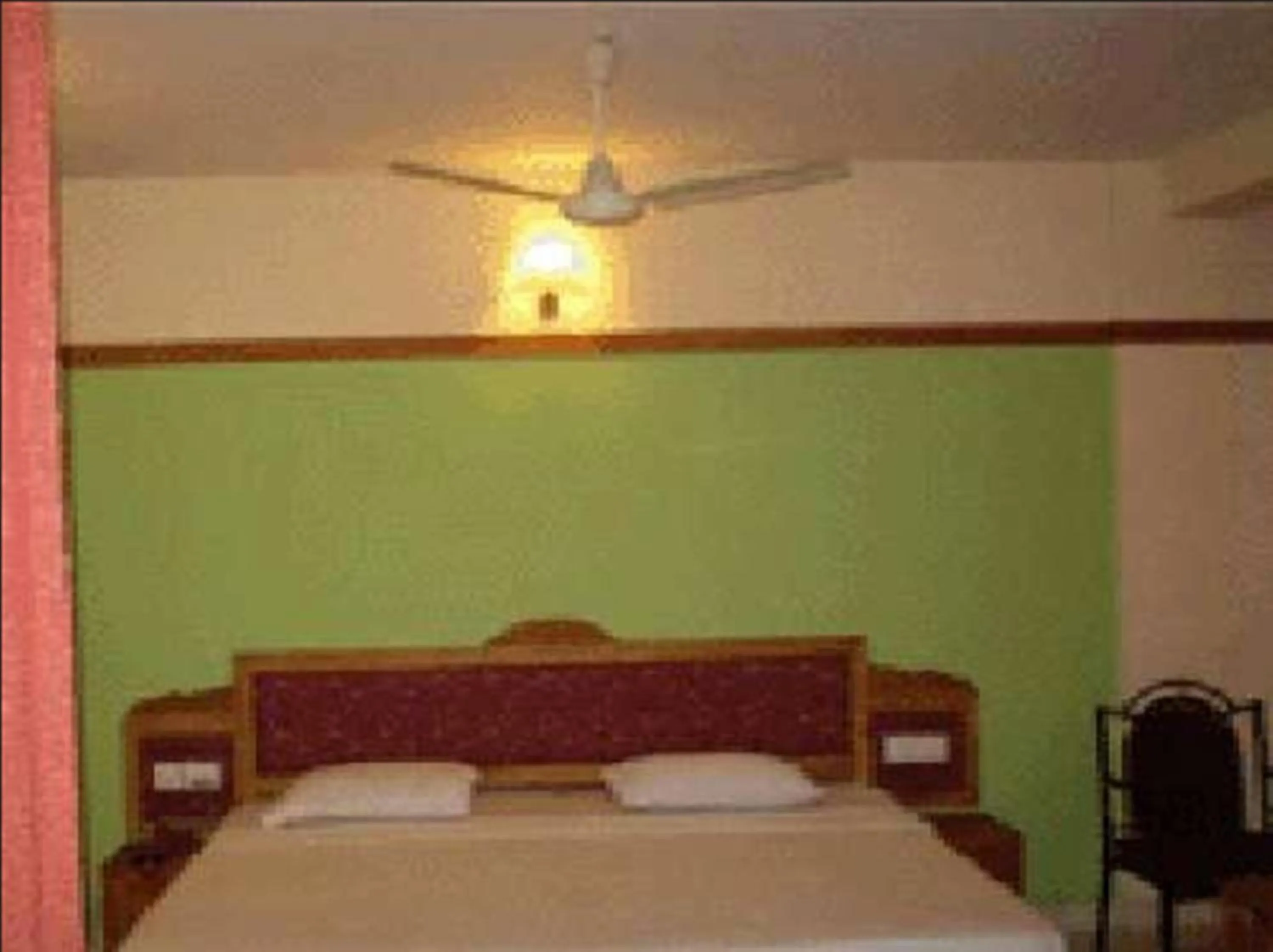 Bennies Inn