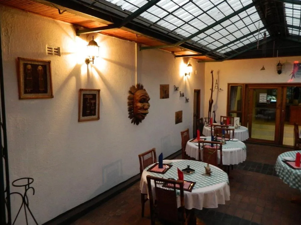 Restaurant/places to eat in The Landmark Boutique Hotel