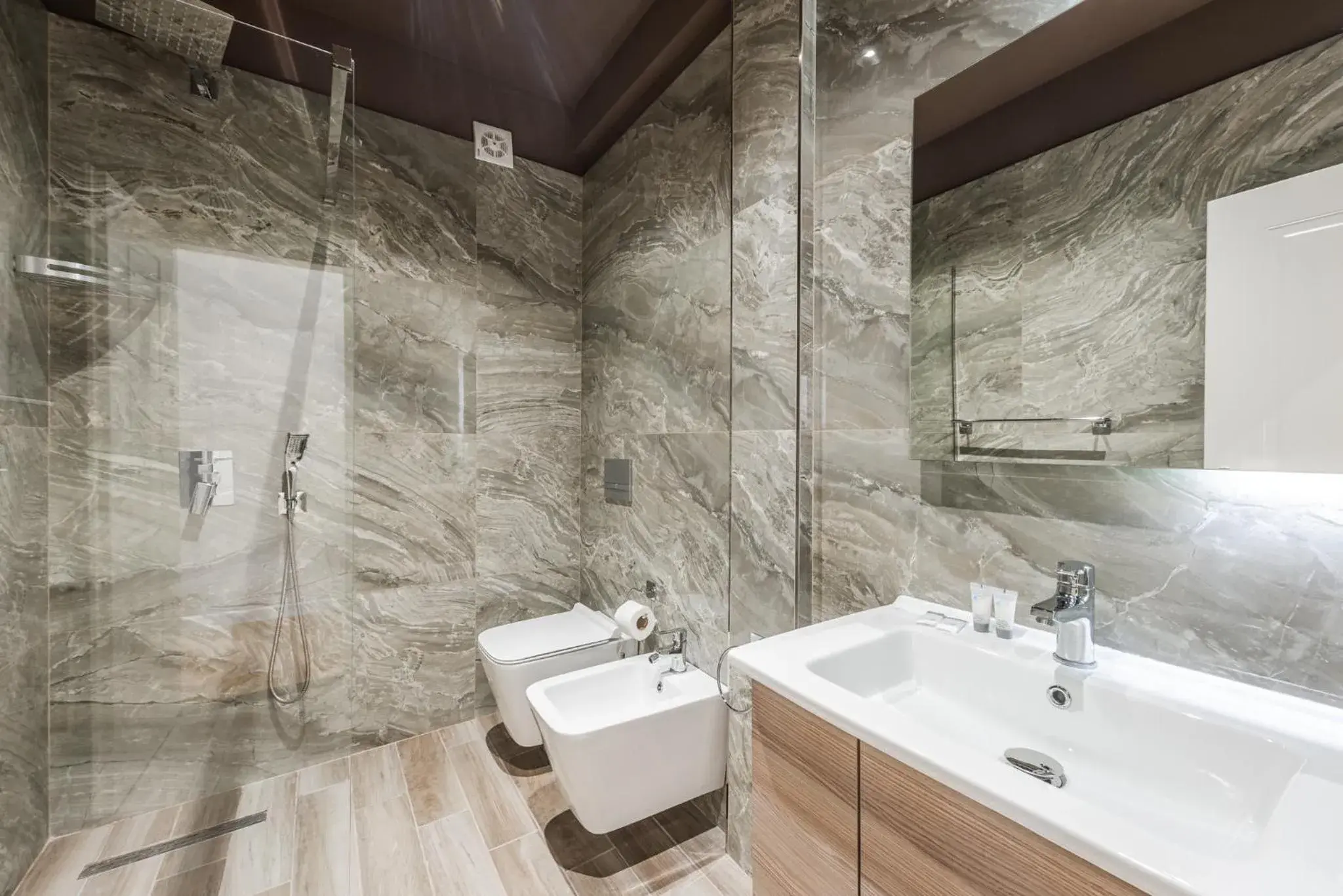 Double or Twin Room with Balcony - single occupancy in Relax Inn Hotel Durres Double or Twin Room with Balcony - single occupancy in Relax Inn Hotel Durres