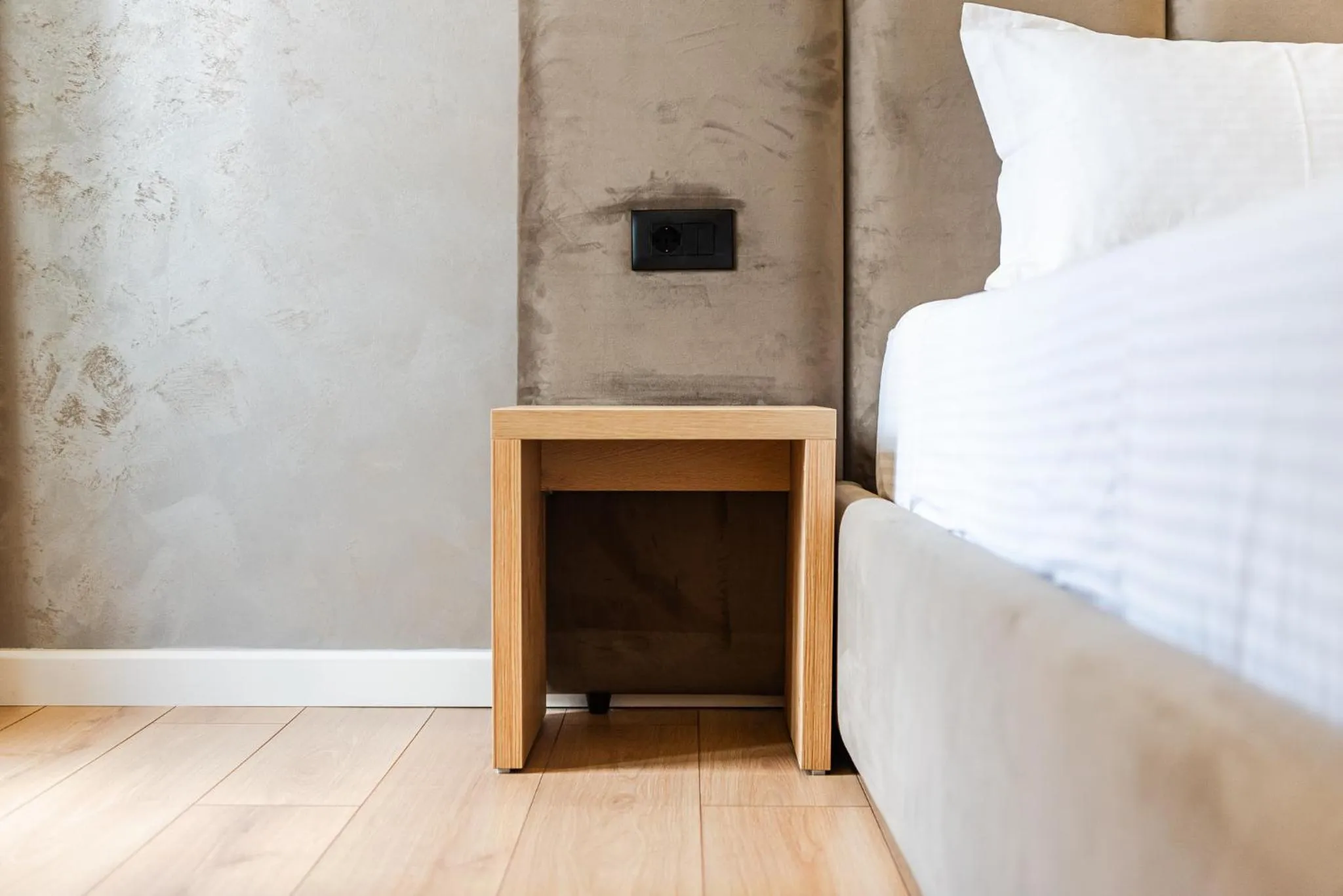 Decorative detail, Bed in Relax Inn Hotel Durres