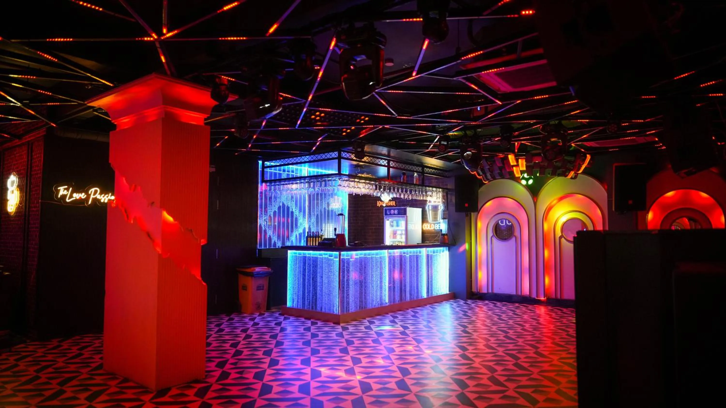 Lounge or bar in THE LOVE PASSION KARMA CLUB & RESORT