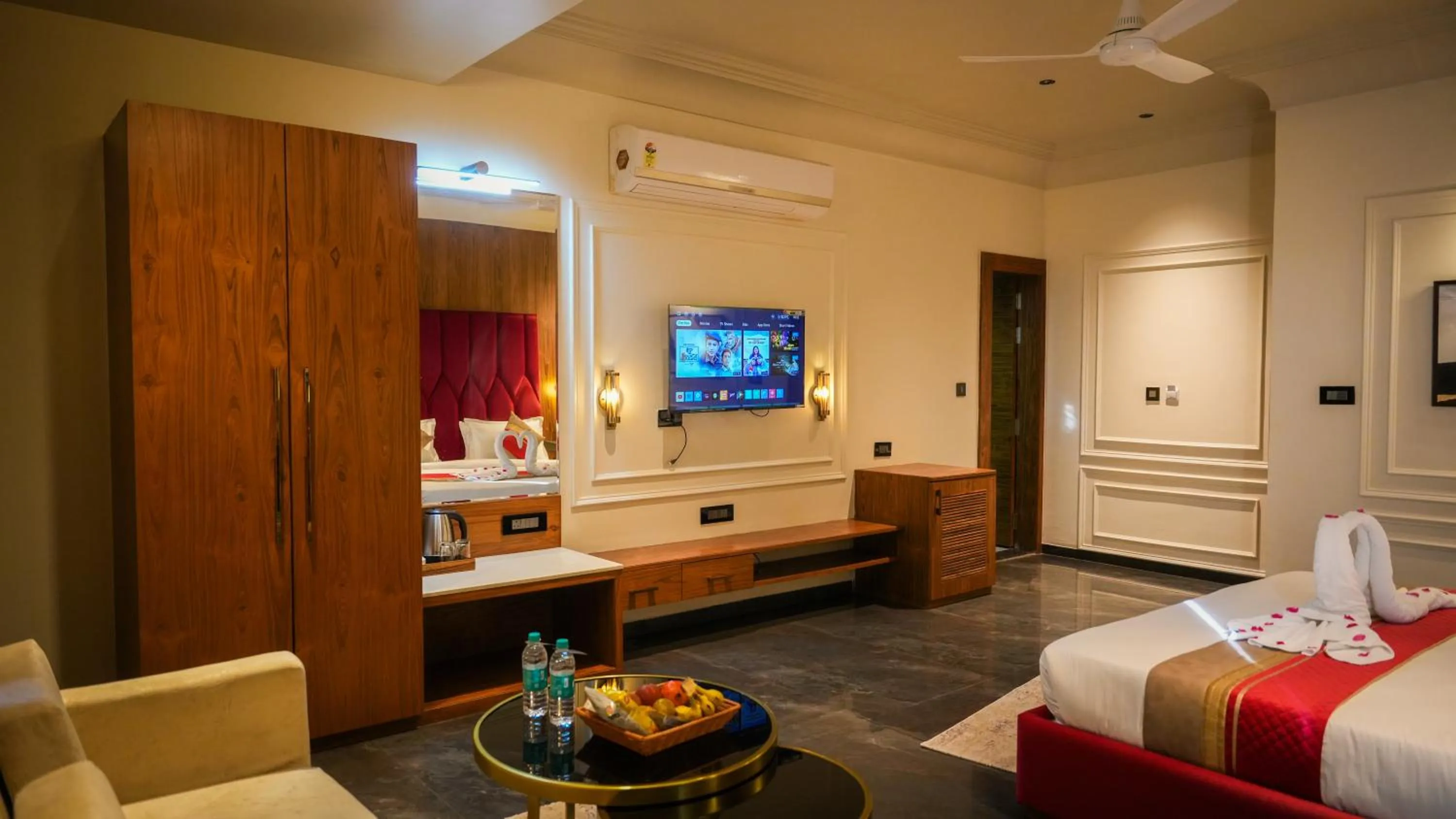 Bed in THE LOVE PASSION KARMA CLUB & RESORT