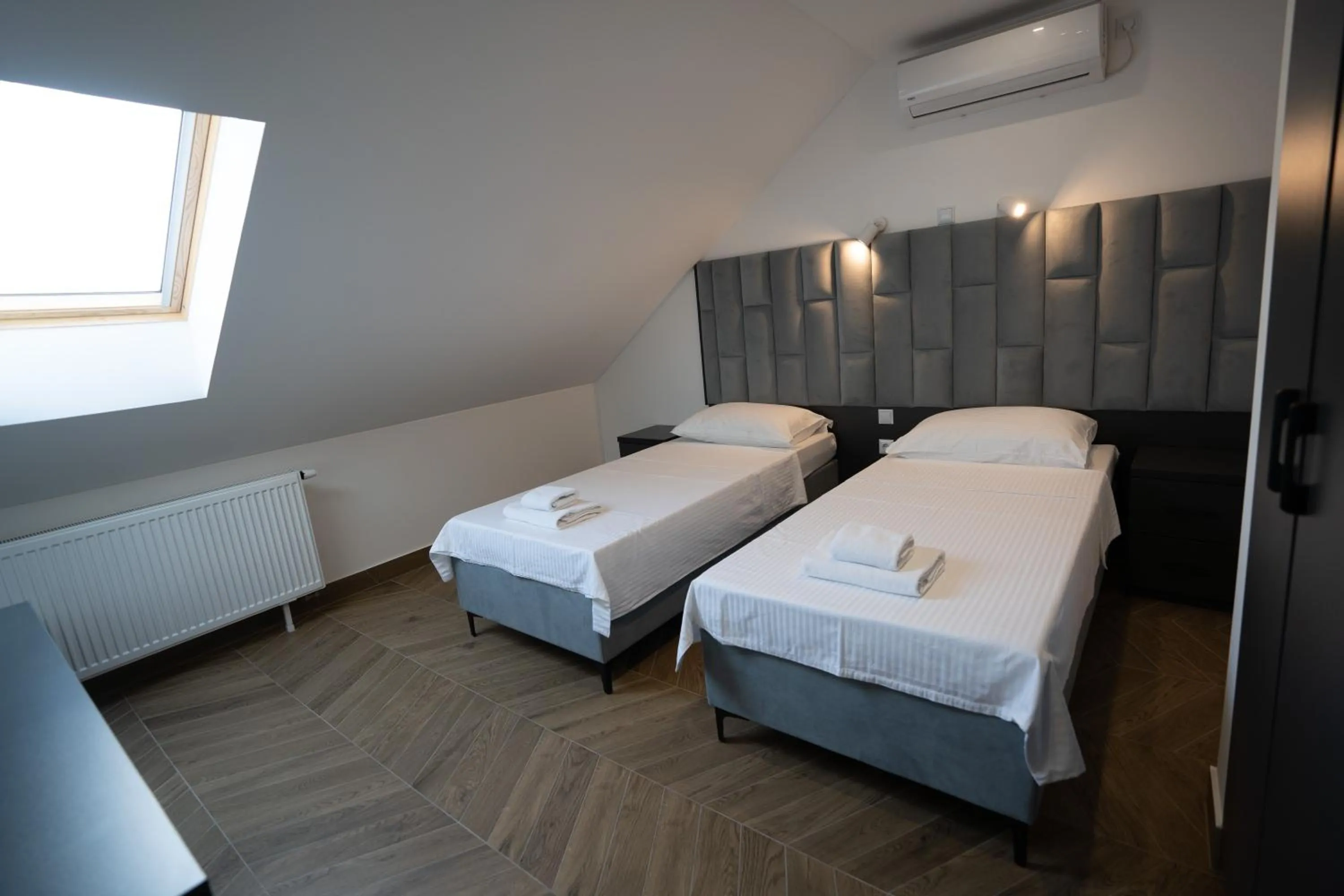 Bedroom, Bed in Villa Biser Dunava