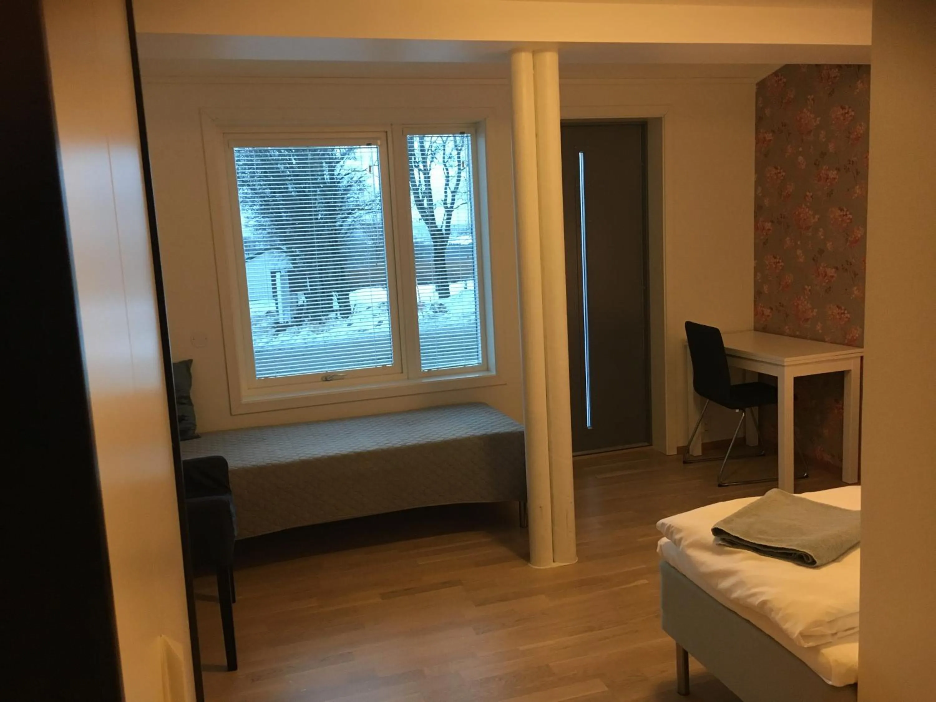 Bed in Sentrumsgården Motell AS