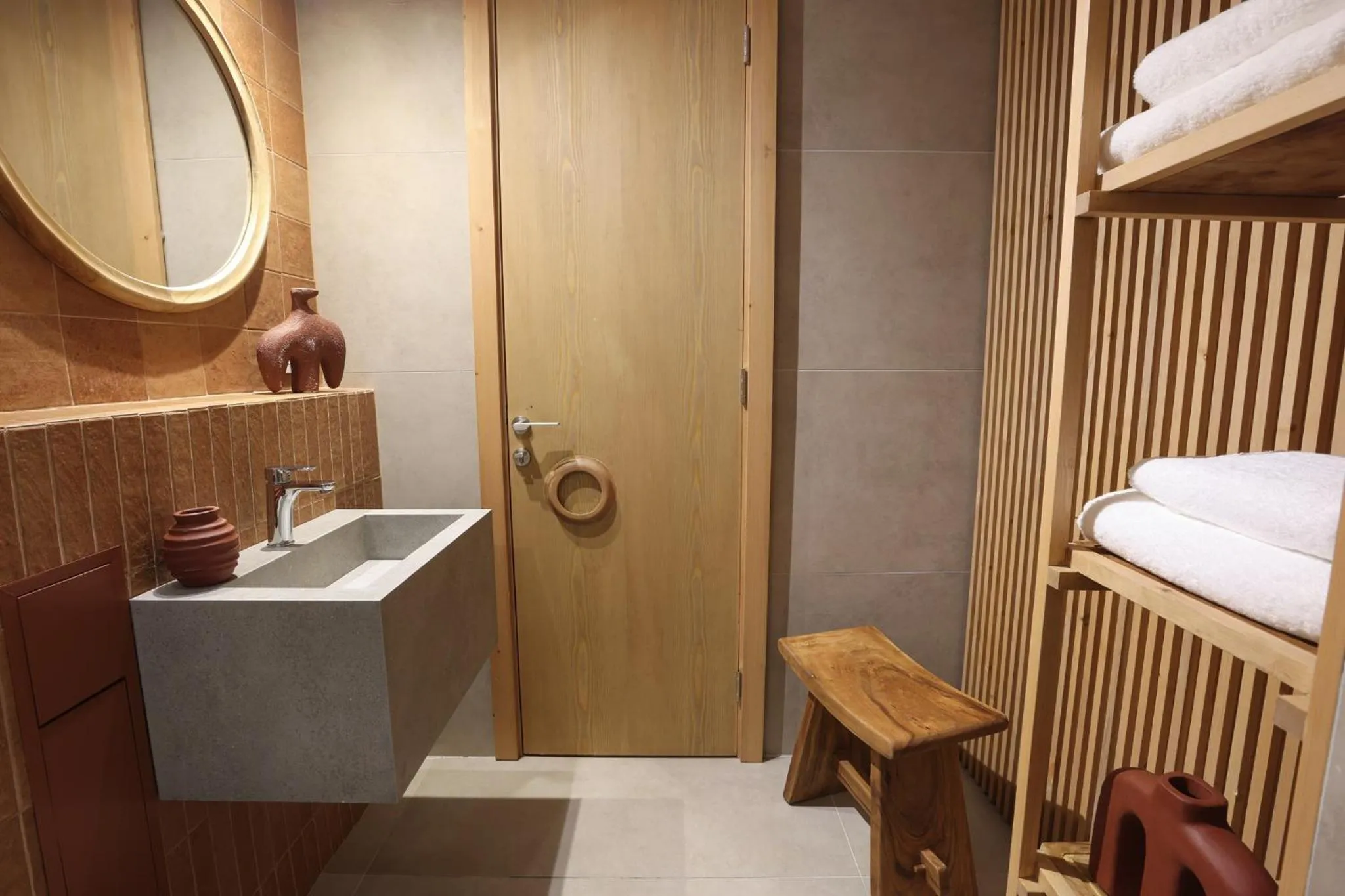 Bathroom in WhiteLace Resort