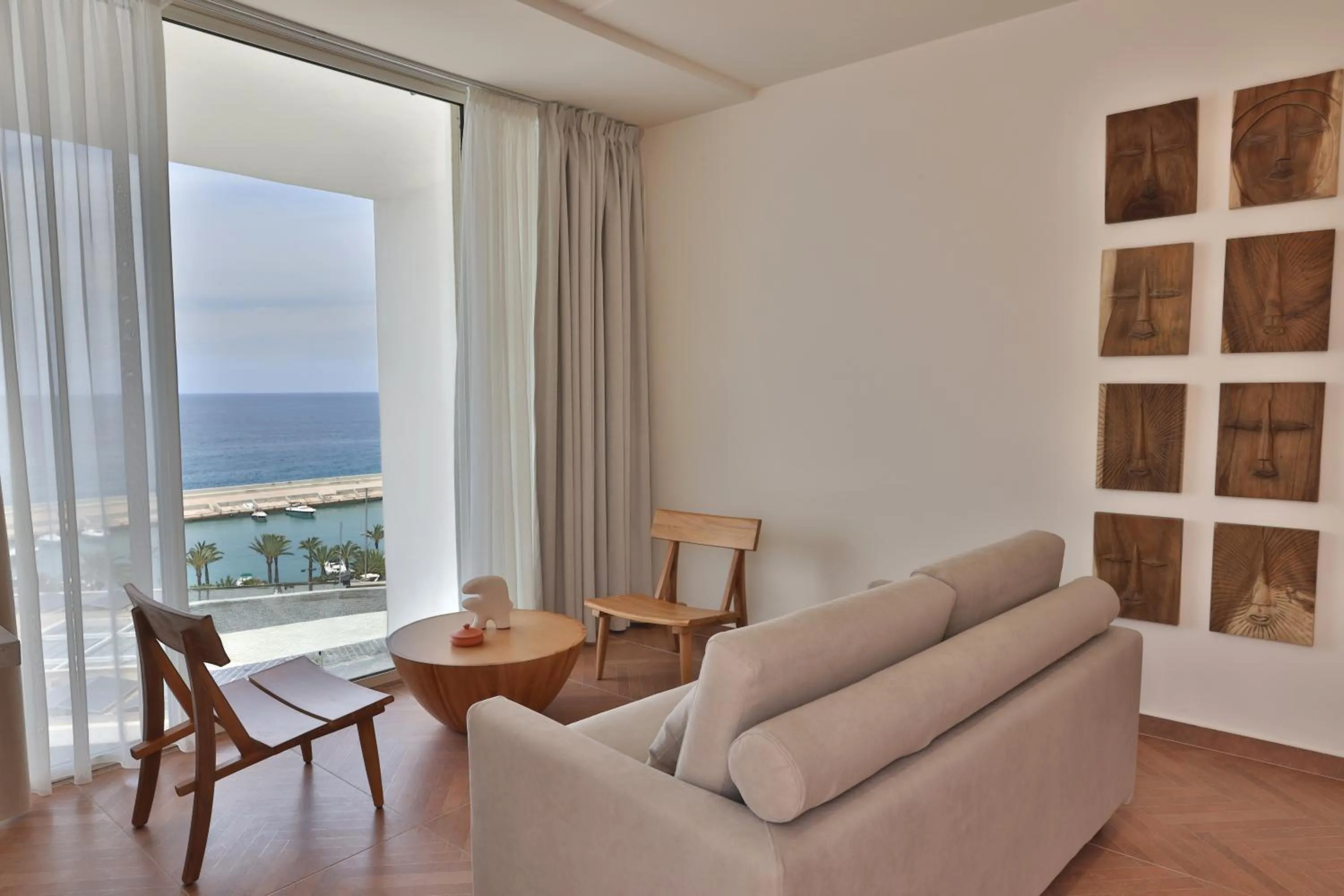 Living room in WhiteLace Resort