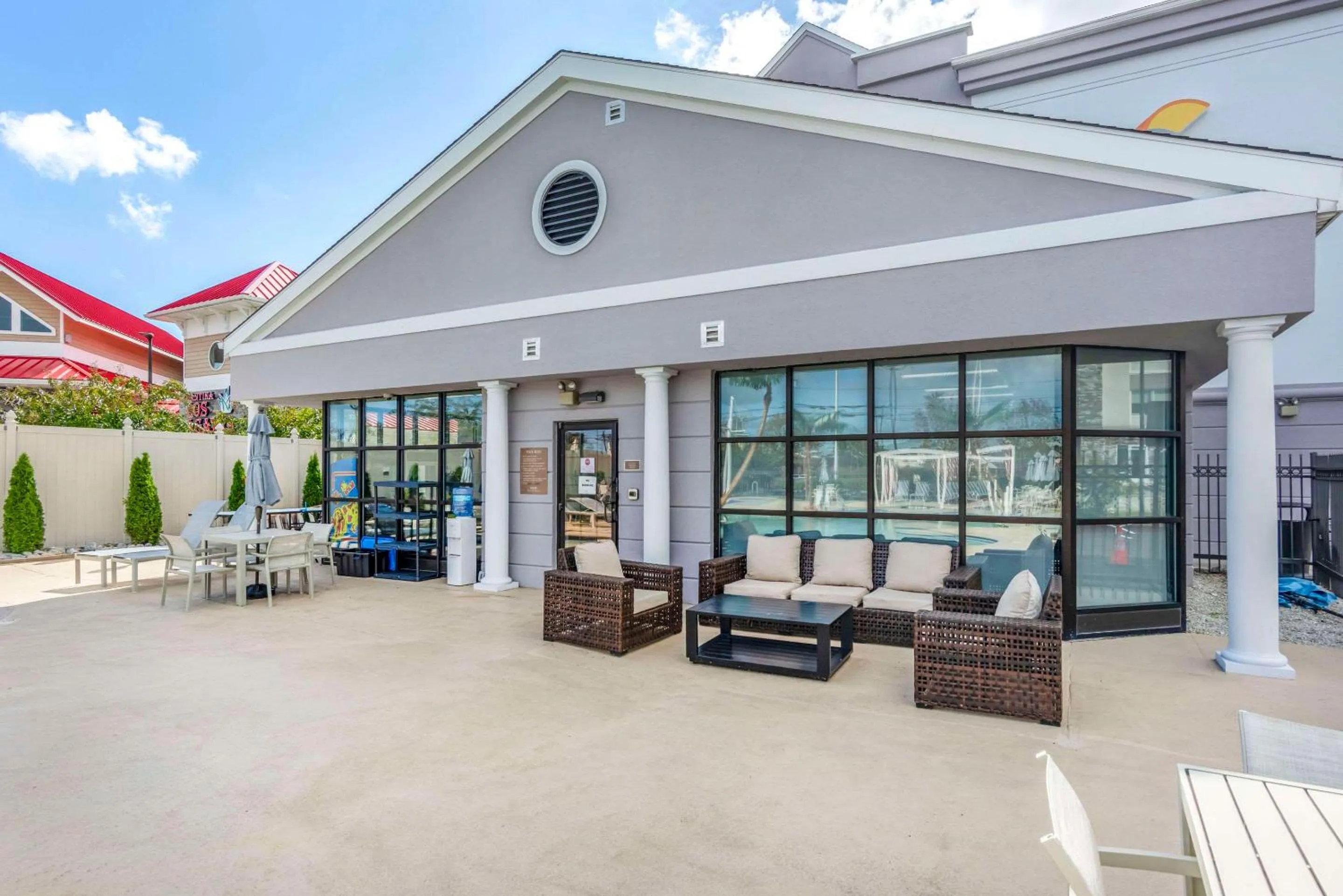 Swimming pool in MainStay Suites Ocean City West