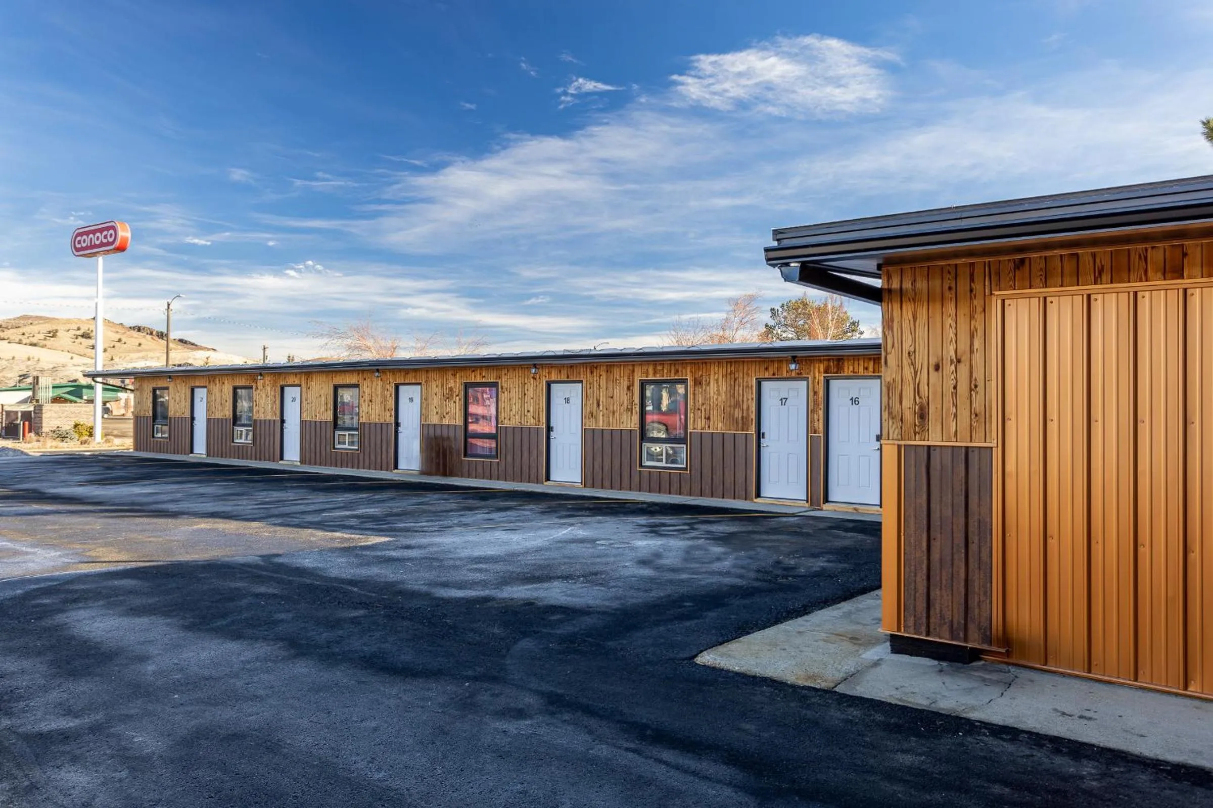 Property building in Copperhead Lodge