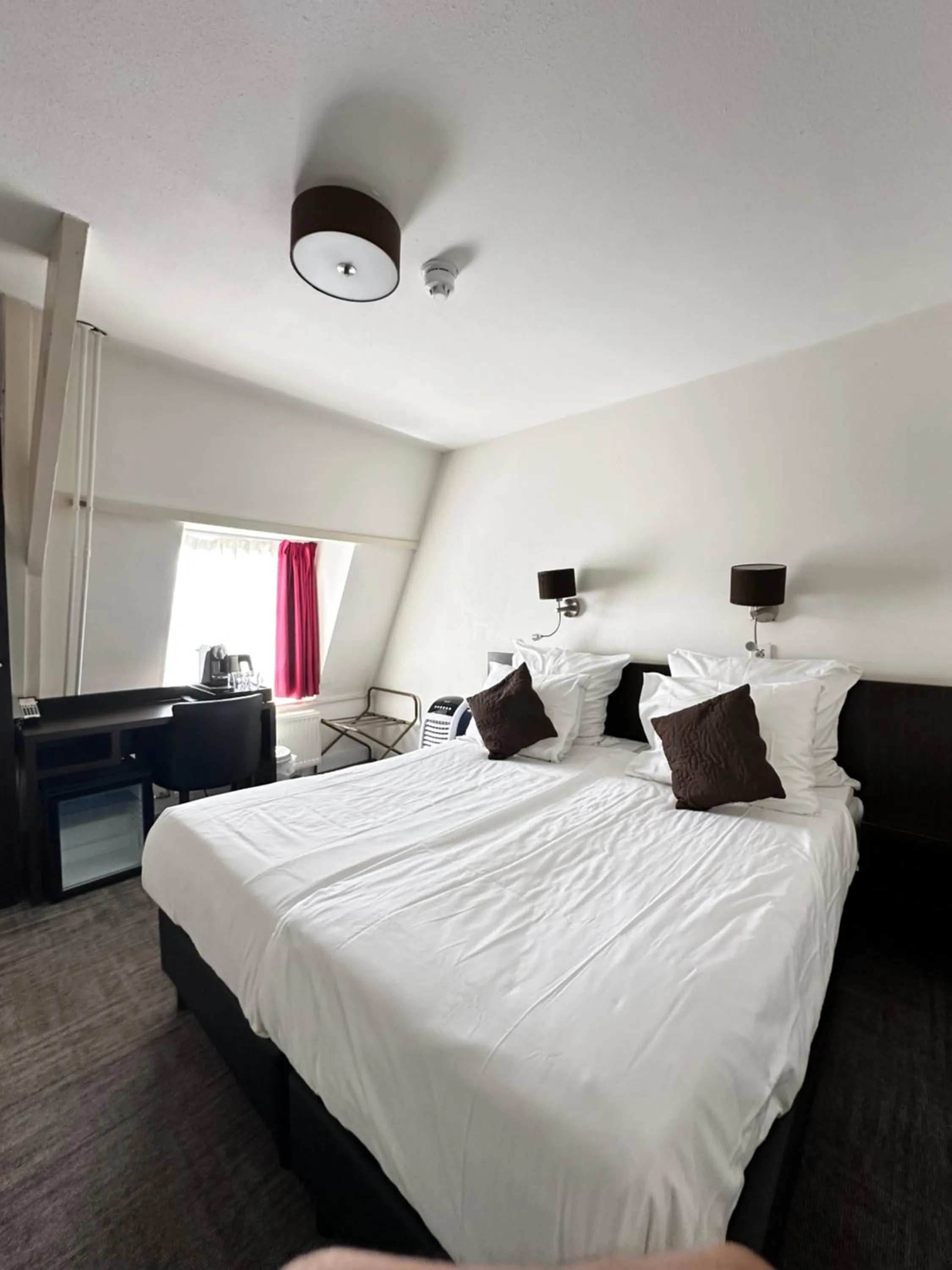 Property building, Bed in Prinsengracht Hotel