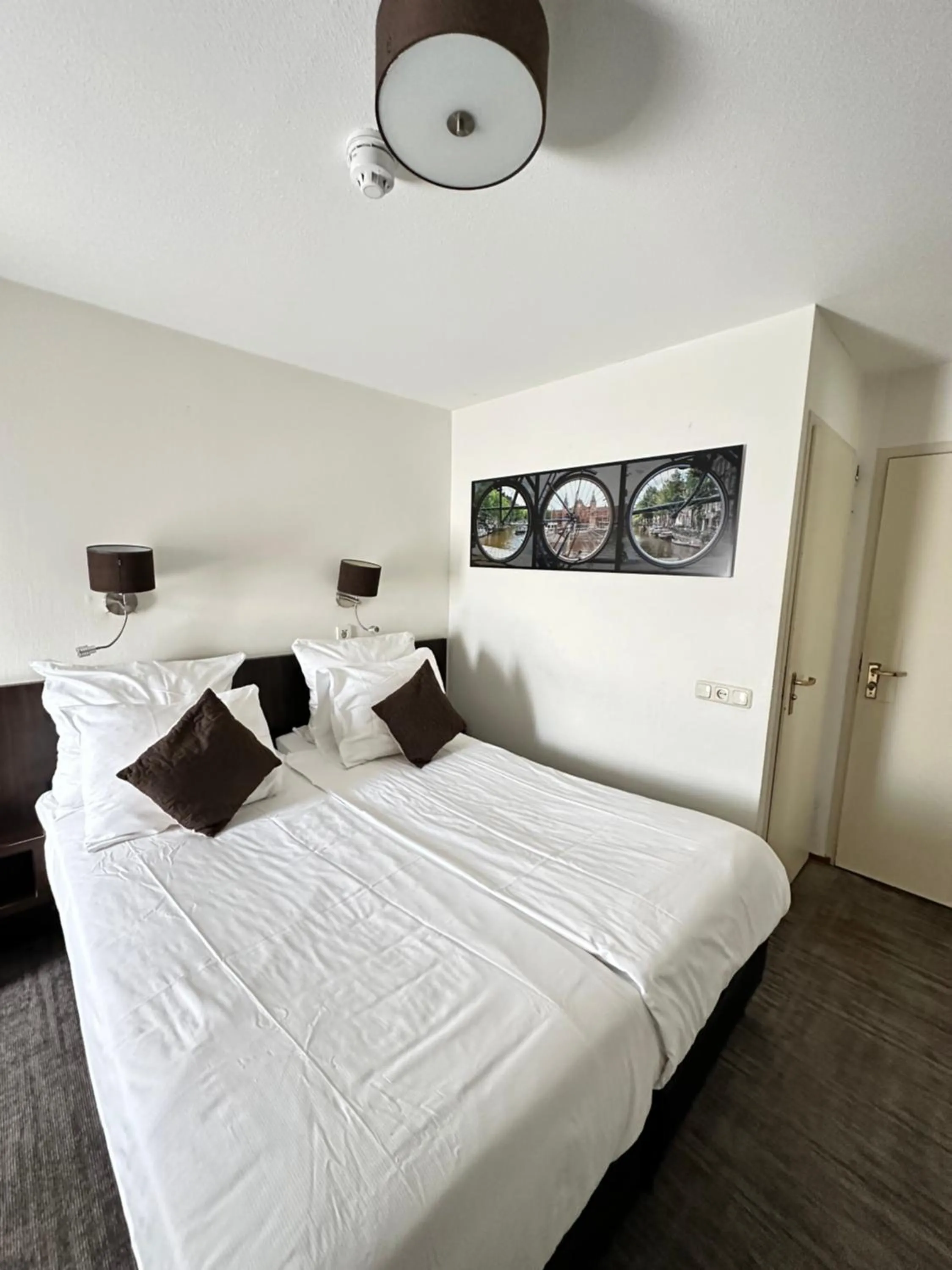 Property building, Bed in Prinsengracht Hotel