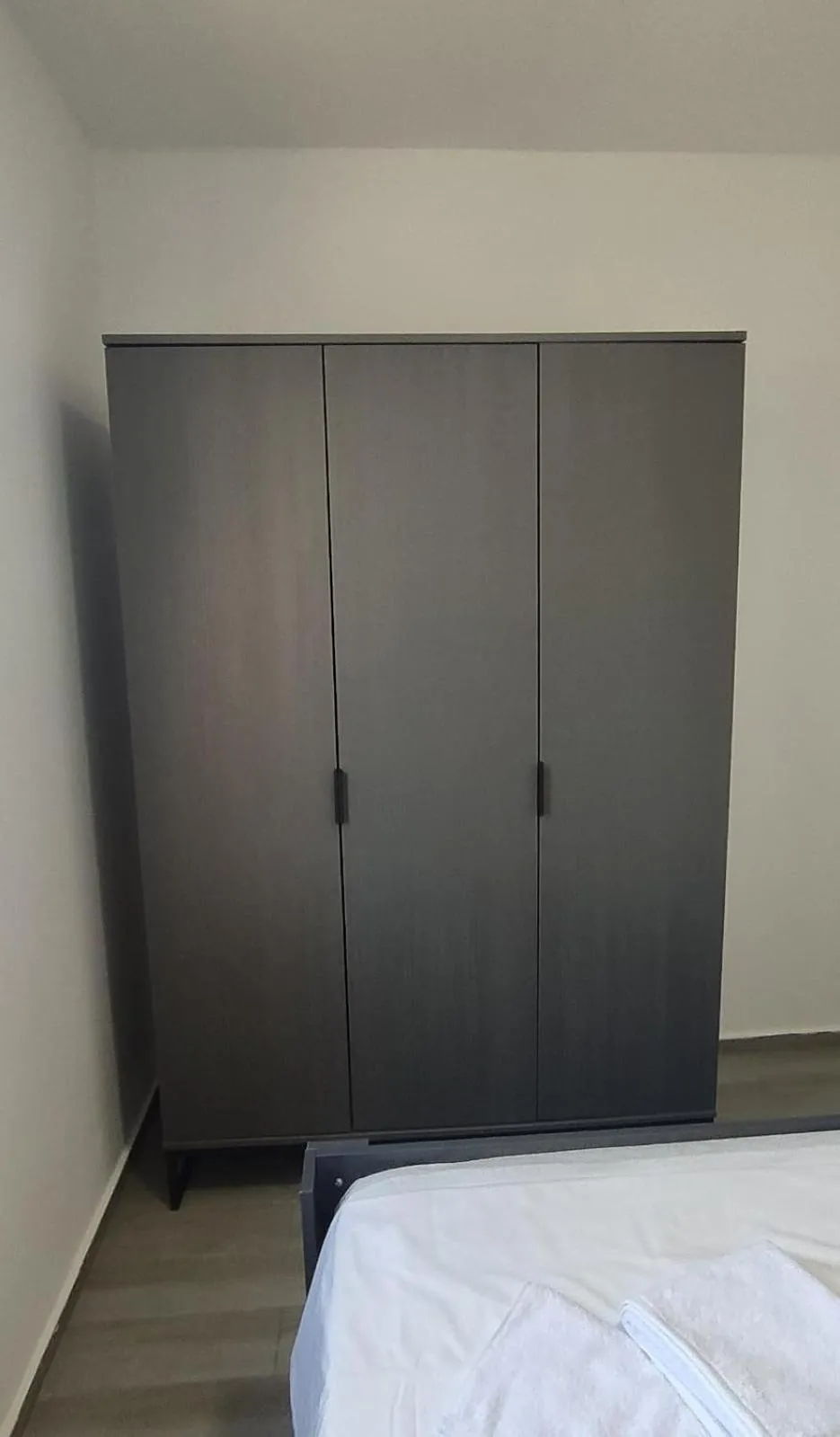 wardrobe in Eva tatil evleri