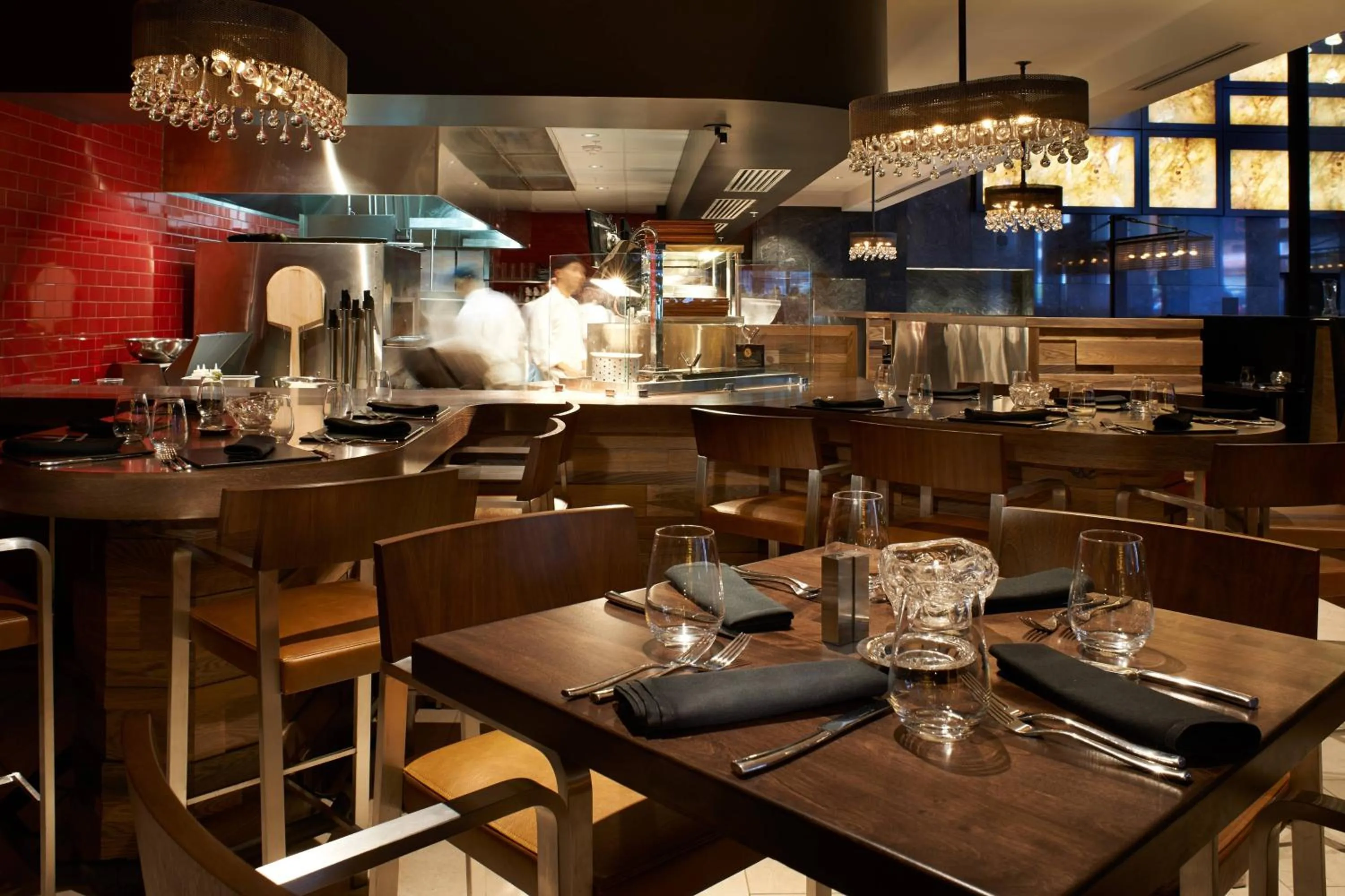 Kitchen or kitchenette in Metropolitan at The 9, Autograph Collection