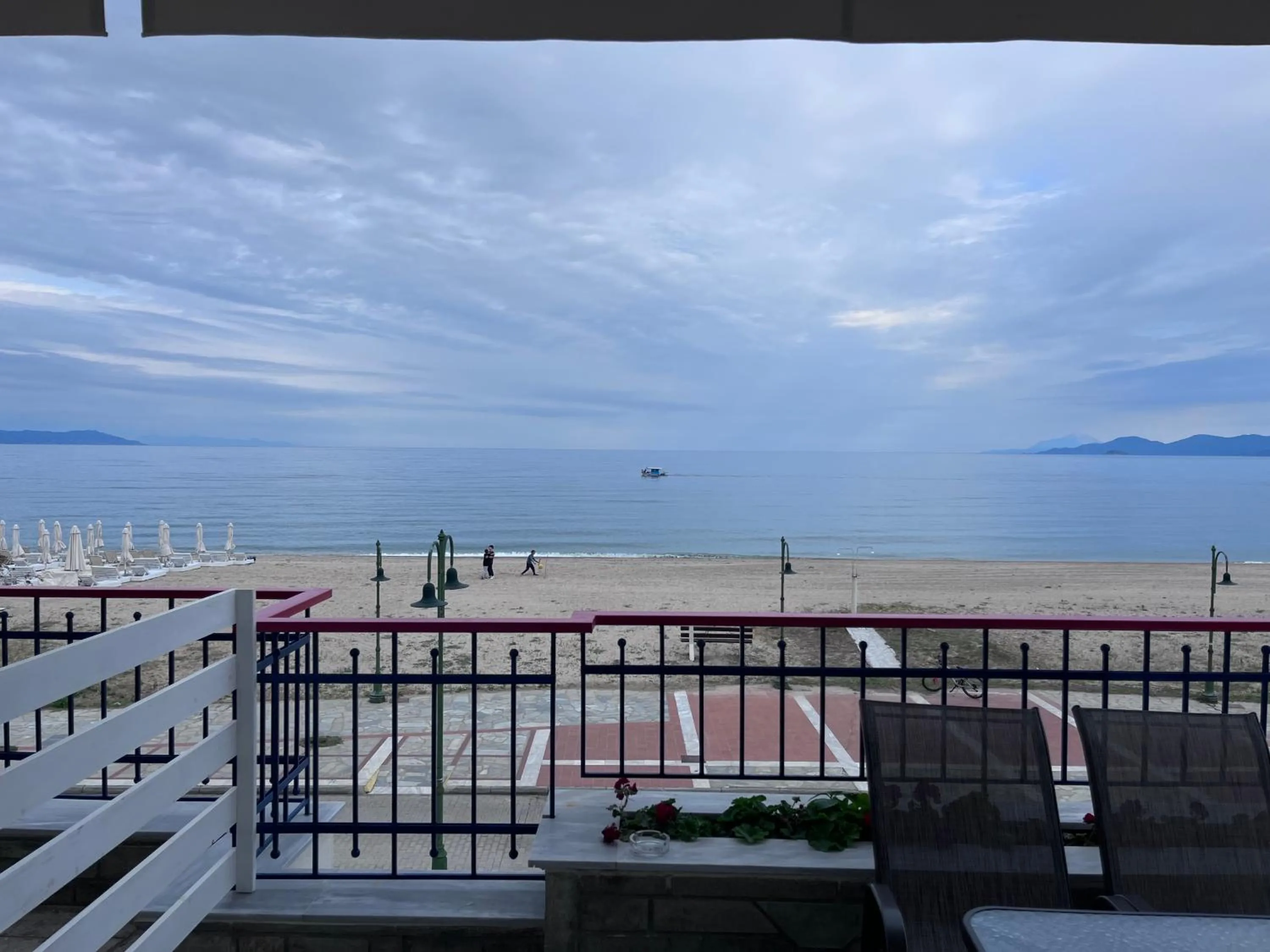 Makedos Sea View