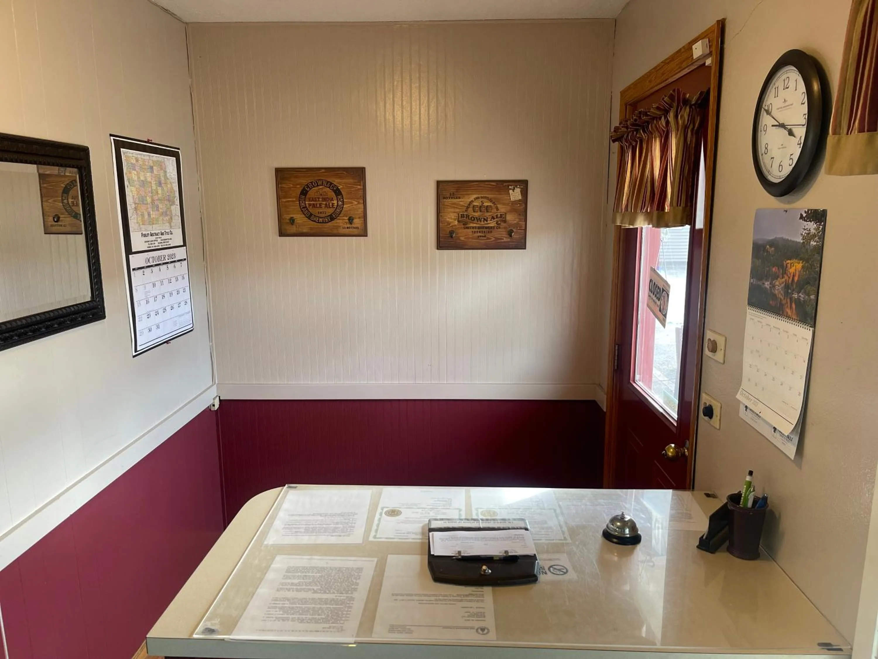 Lobby or reception in The Village Motel