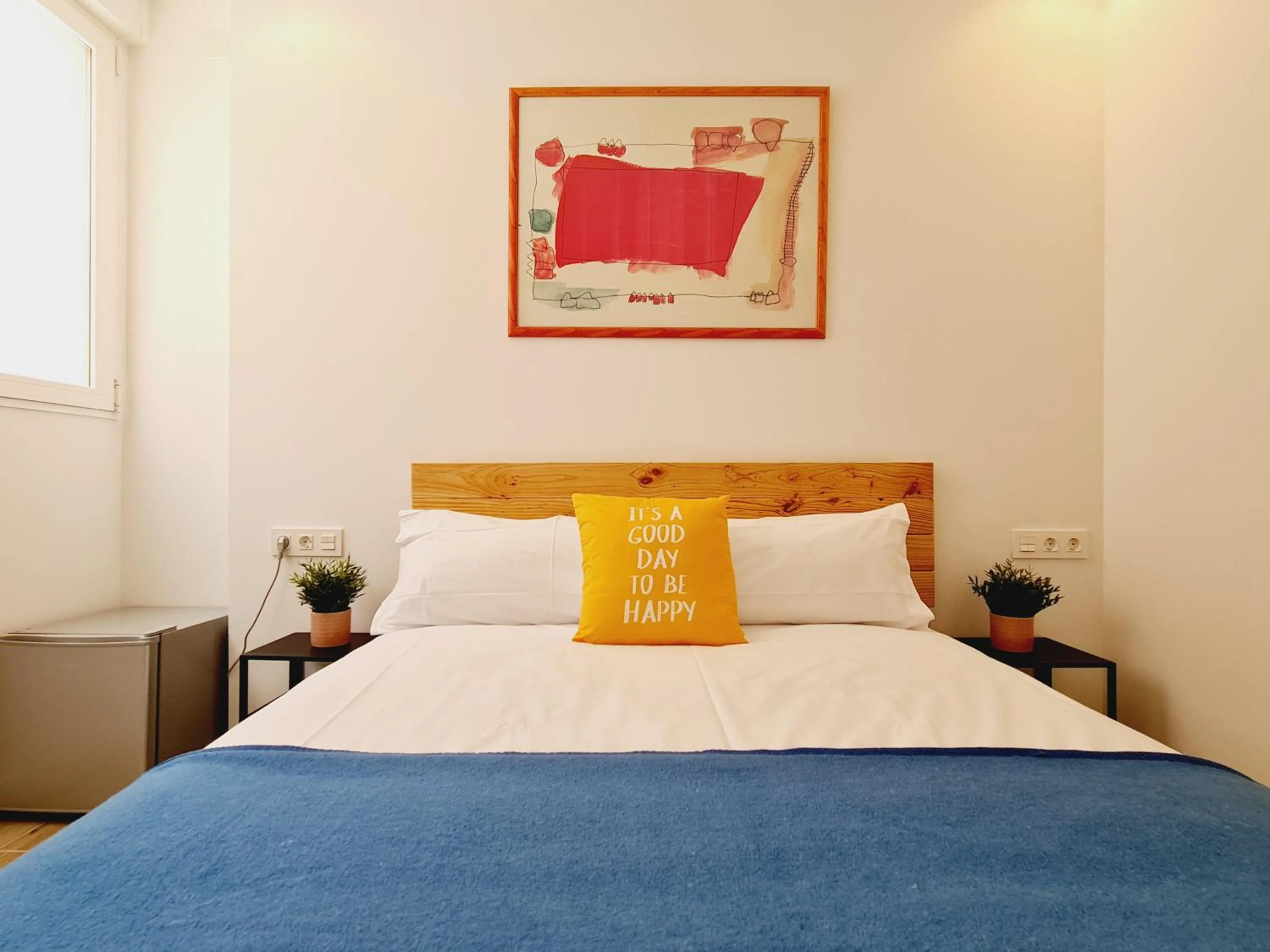 Bedroom, Bed in Bilbao ROOMS & KITCHEN Santutxu