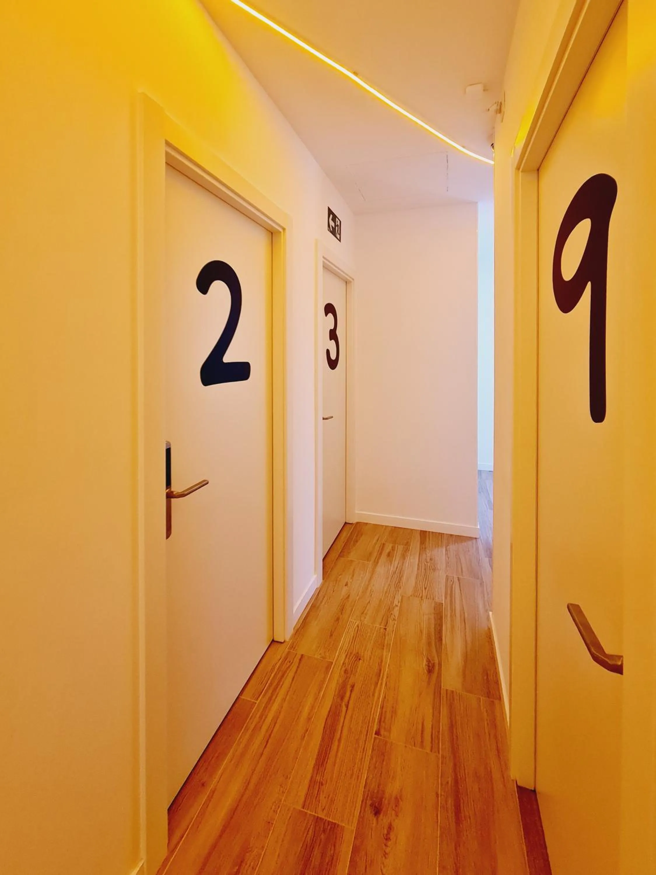 Property building in Bilbao ROOMS & KITCHEN Santutxu
