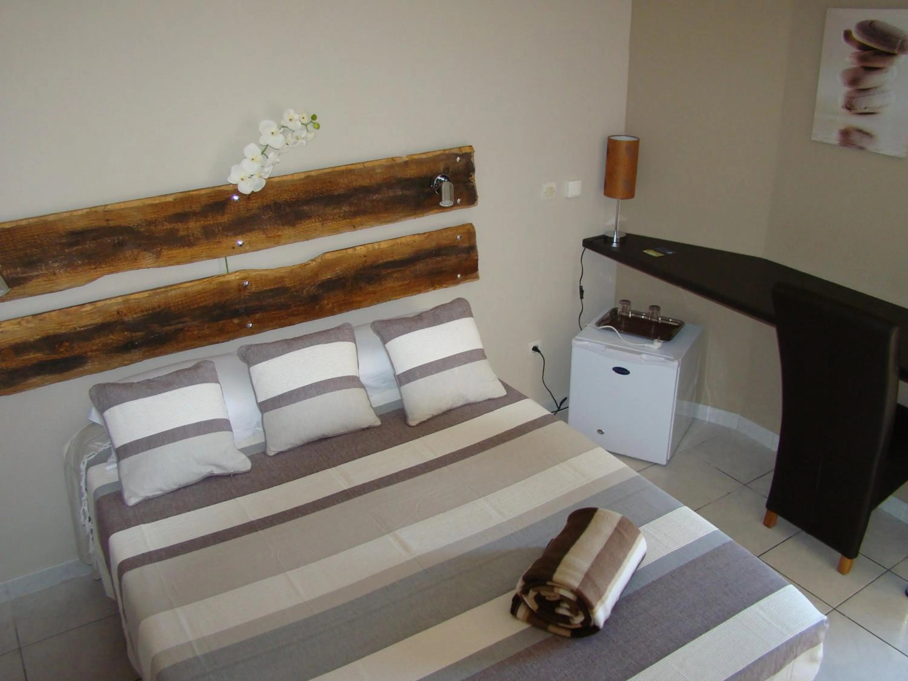Chambre Double côté cour in Hôtel Ylang-Ylang