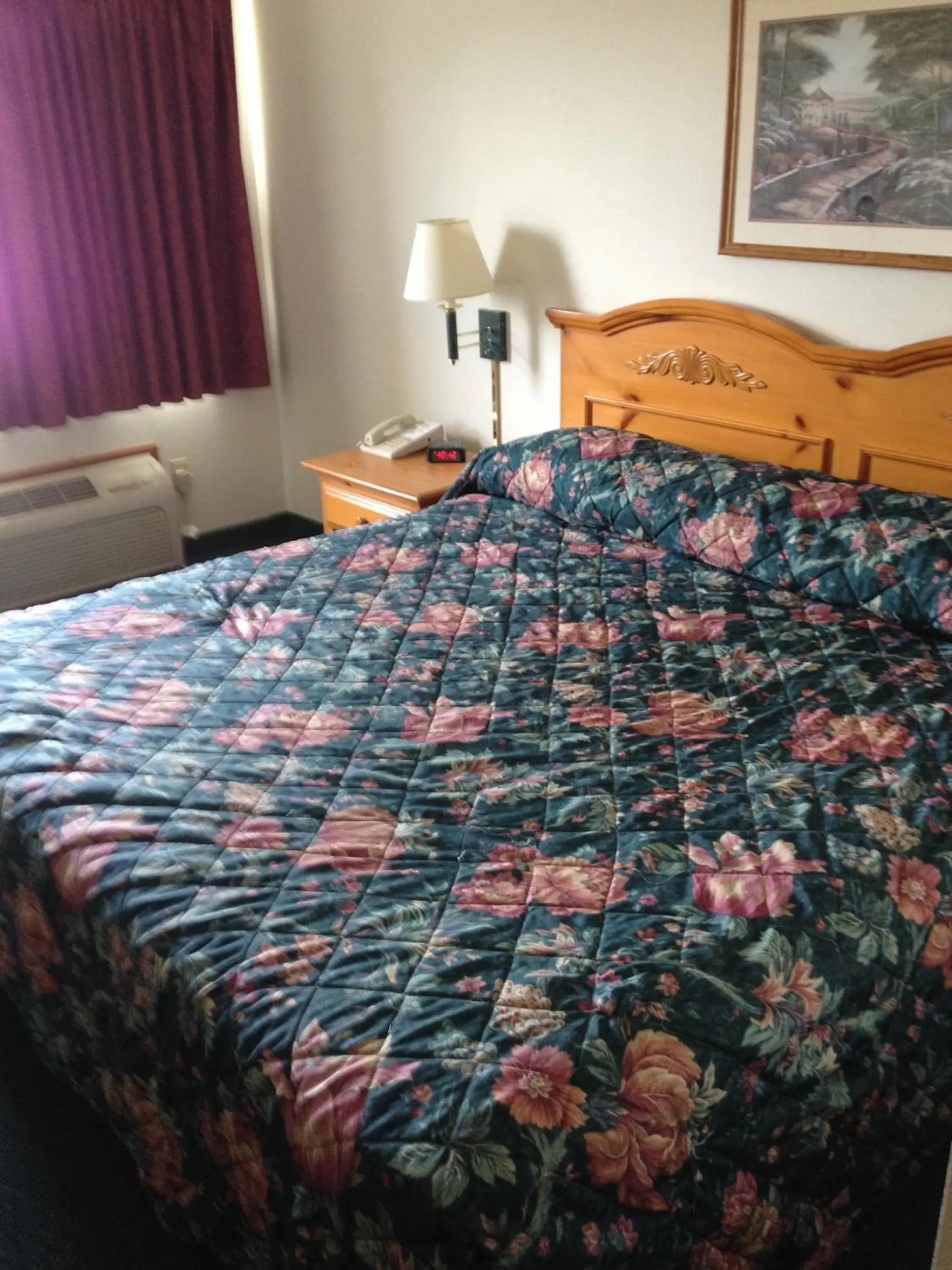 Bed in Hunter Lodge
