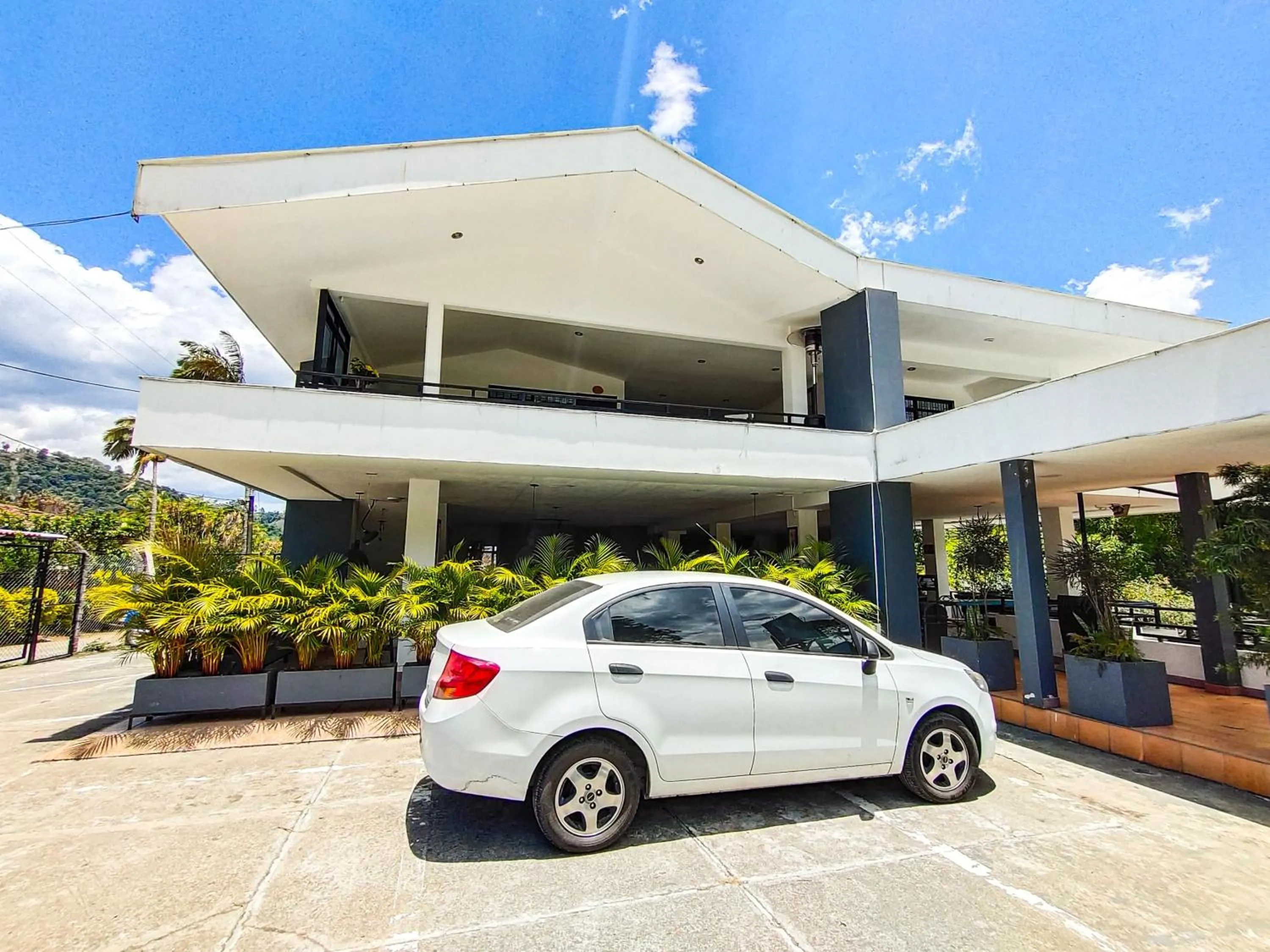 Property building in Tierra Maravilla