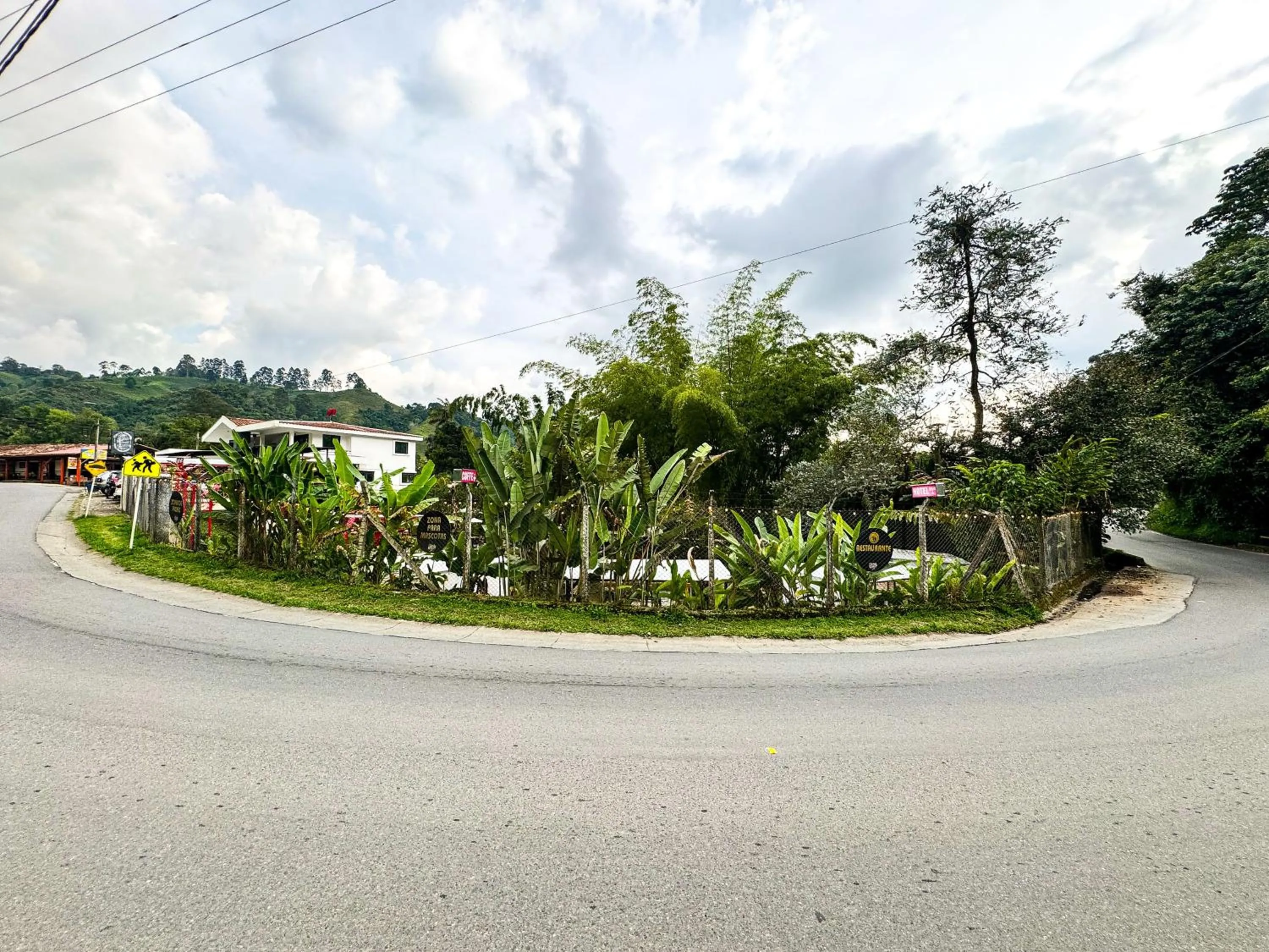 Day in Tierra Maravilla