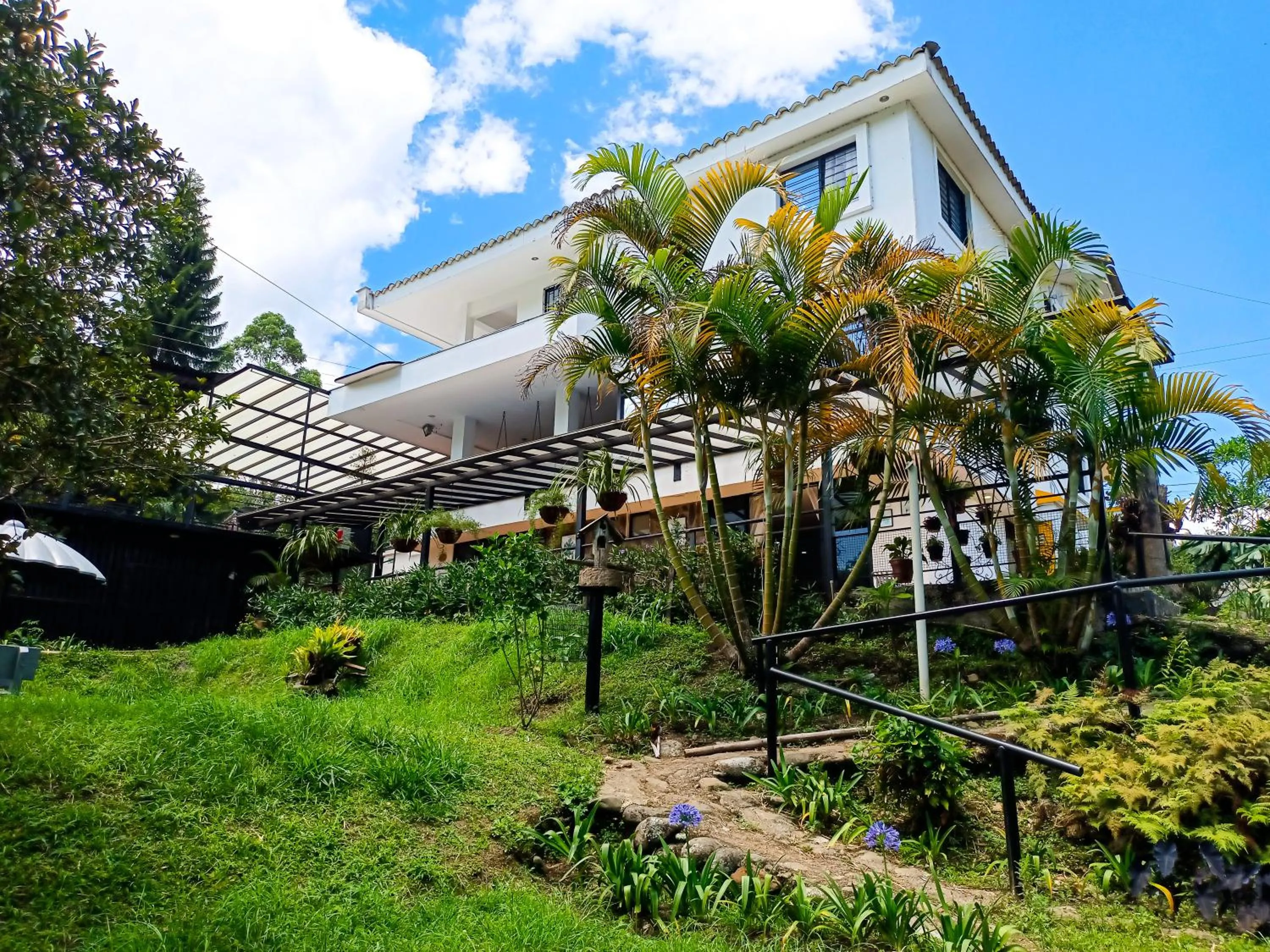 Property building in Tierra Maravilla